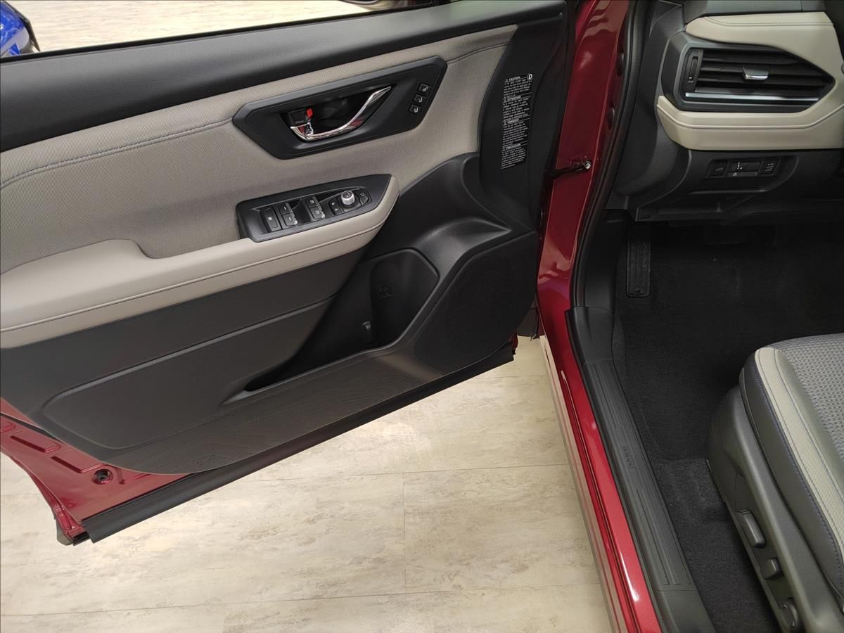 Subaru Forester, 2,0 Comfort NAVI - fotka 5