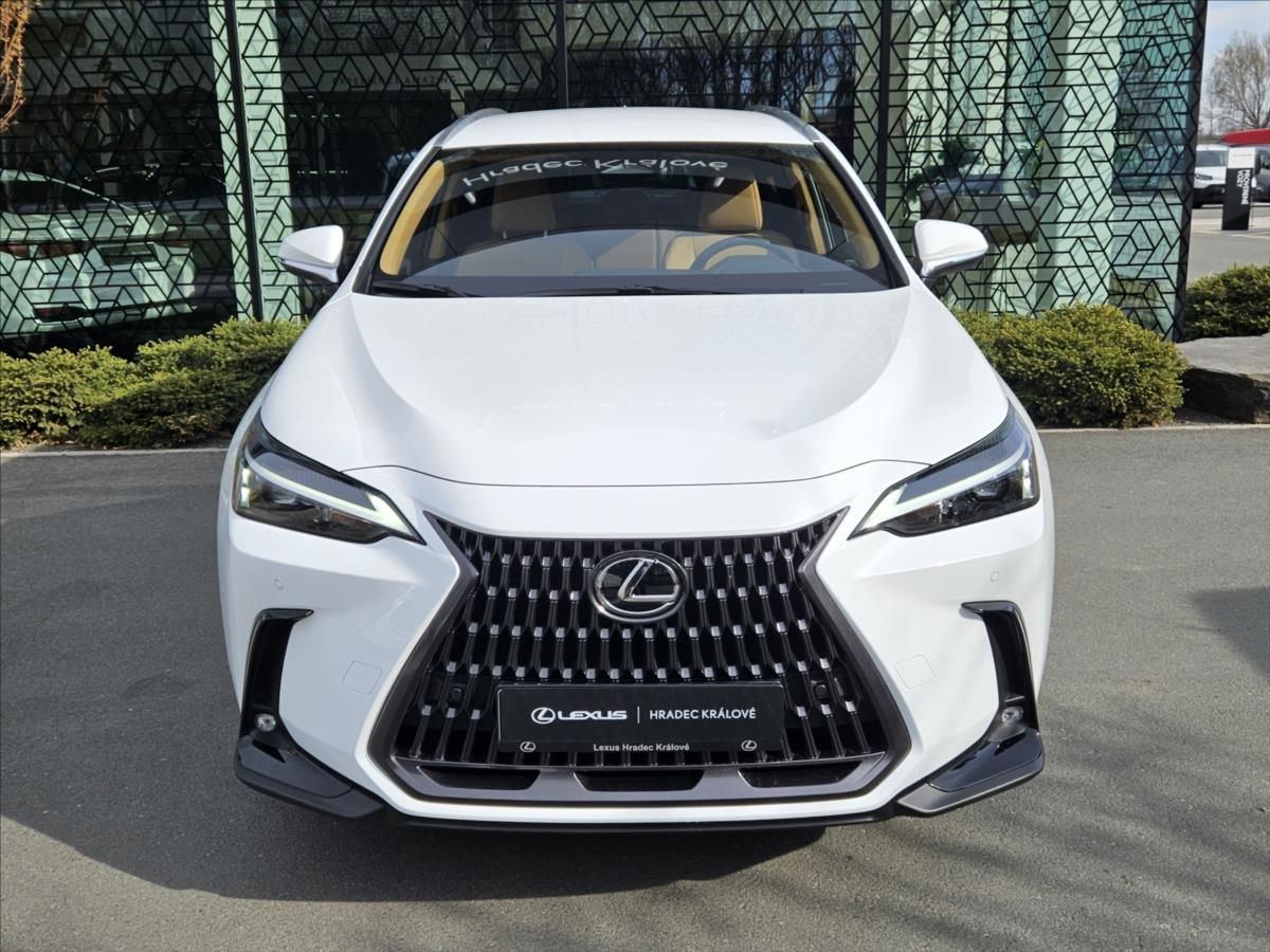 Lexus NX 350h, 2,5 Executive - fotka 3