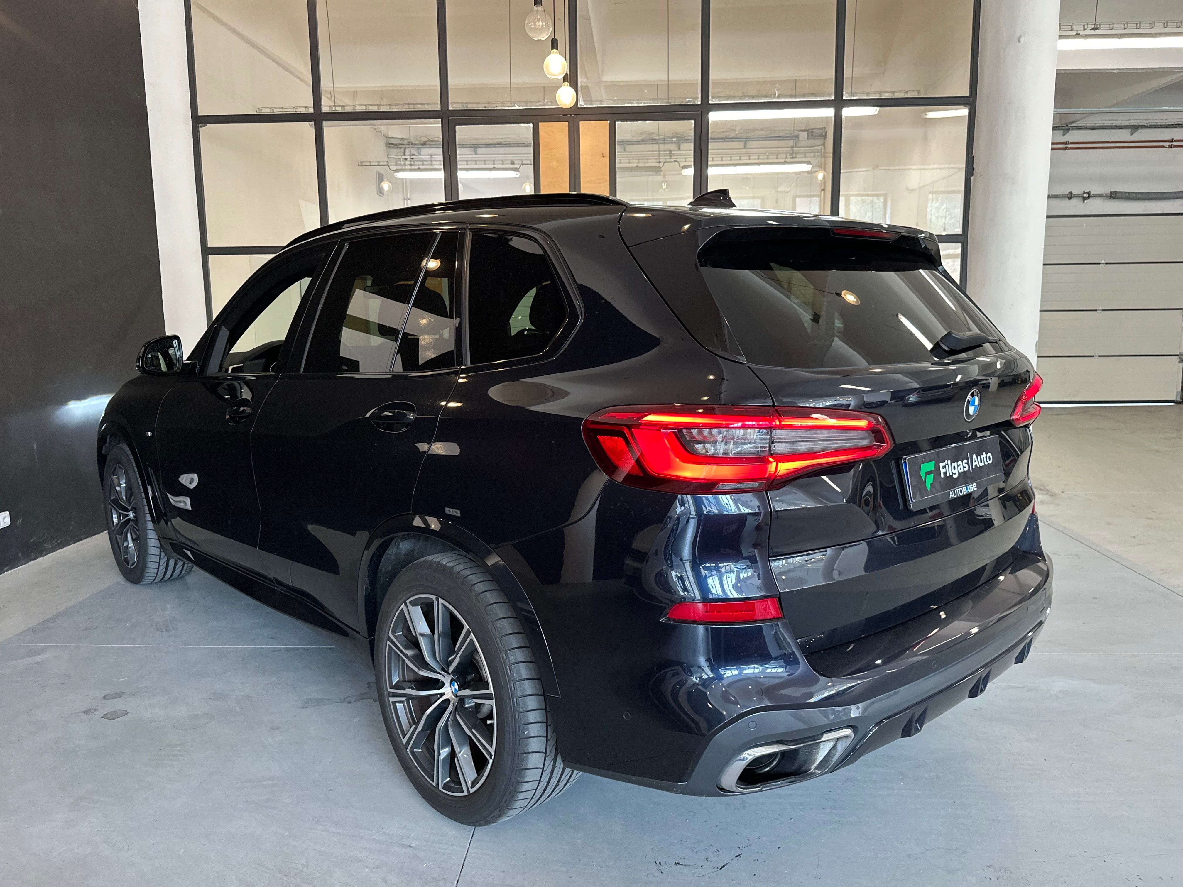 BMW X5, 30D XDRIVE M SPORT H/K LASER - fotka 4