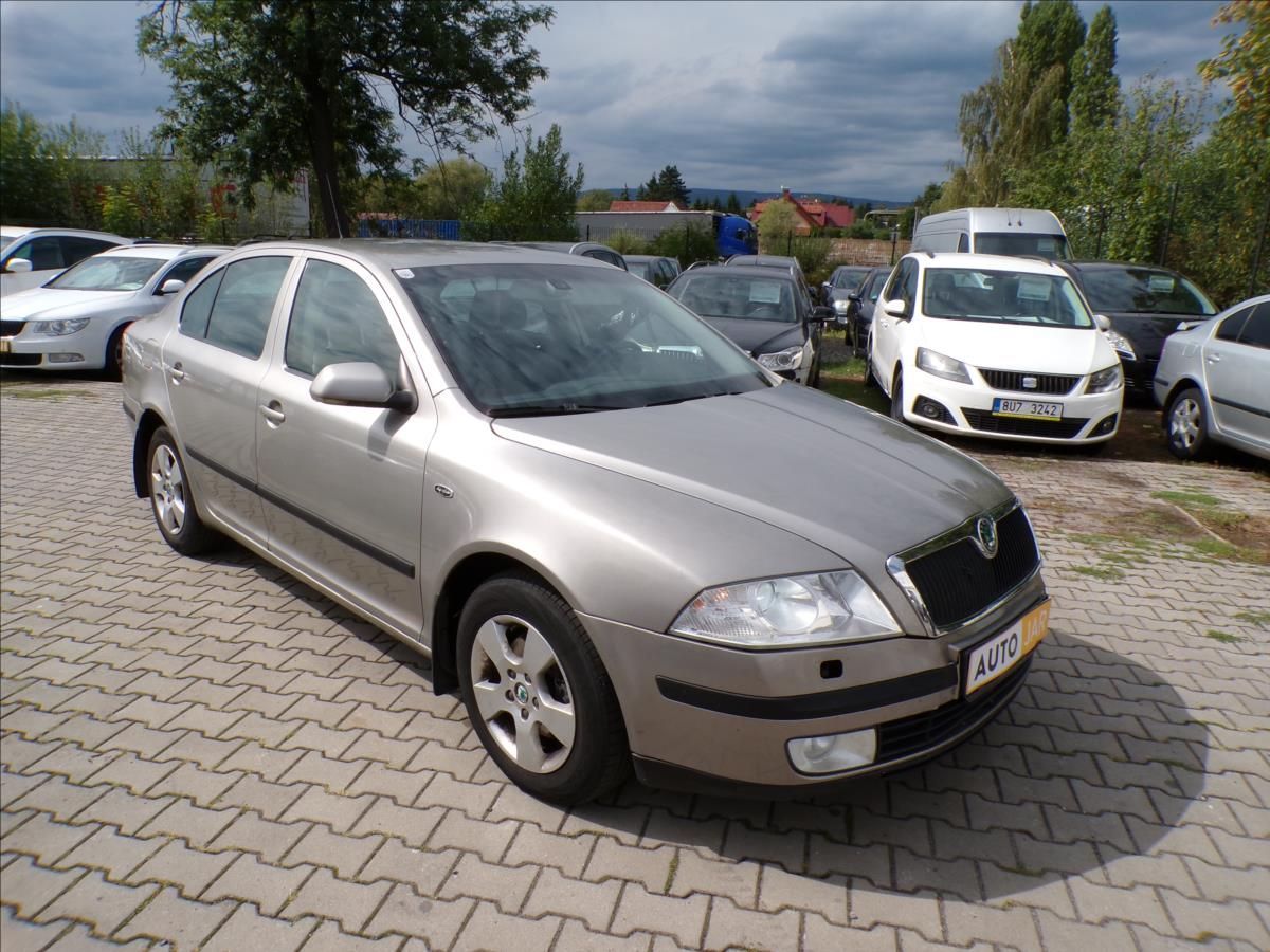 Škoda Octavia, 2,0 TDI-103KW  DSG,NAVI,XENONY