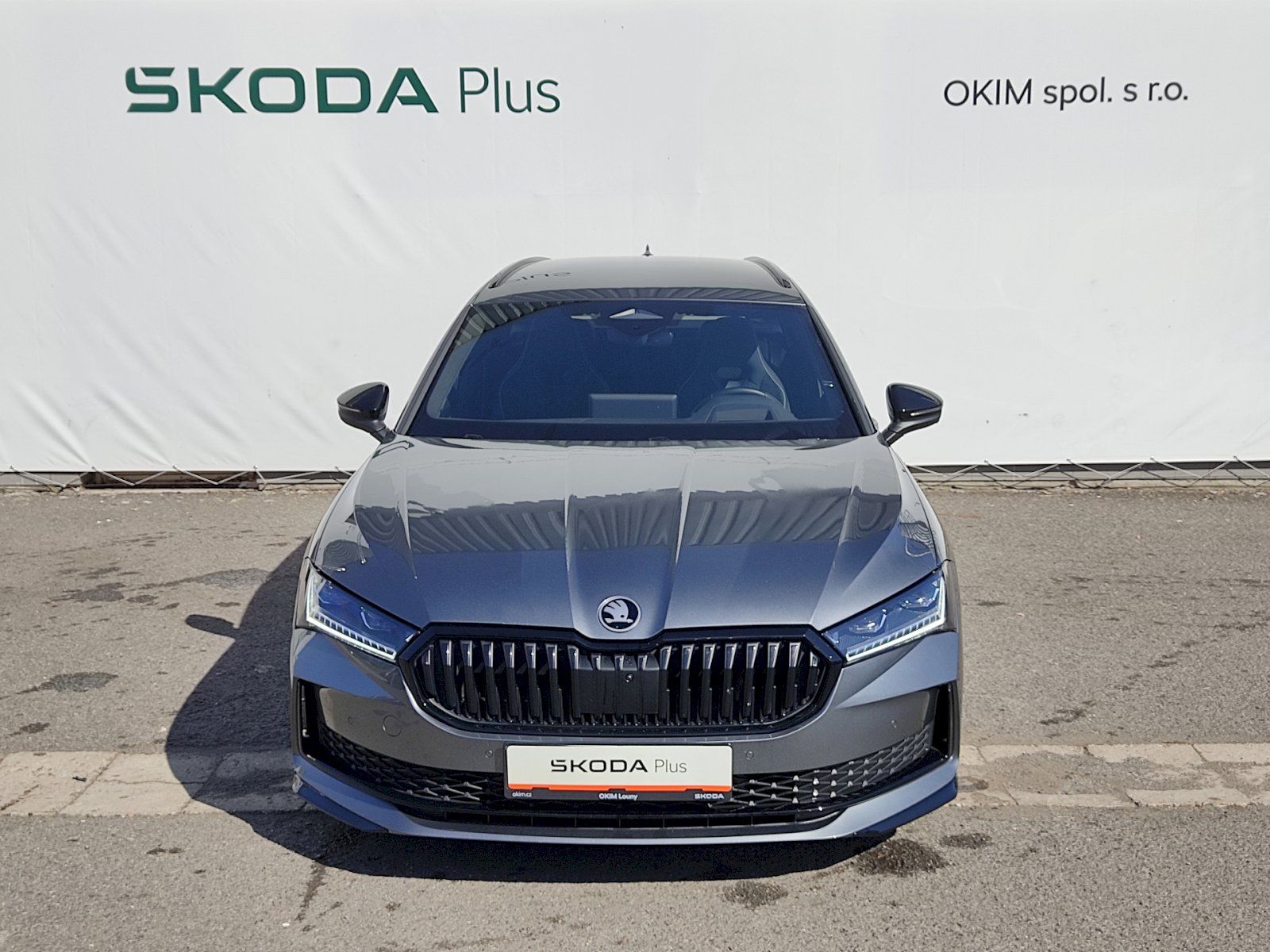 Škoda Superb, Combi SportLine 2,0 Tdi 142 Kw - fotka 4