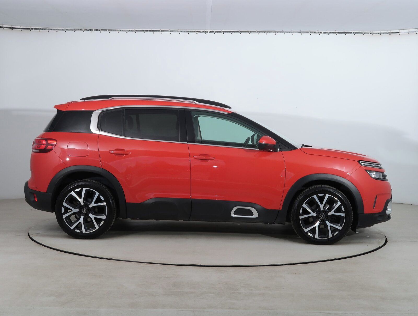 Citroën C5 Aircross, BlueHDi 180, Automat, Kůže - fotka 6