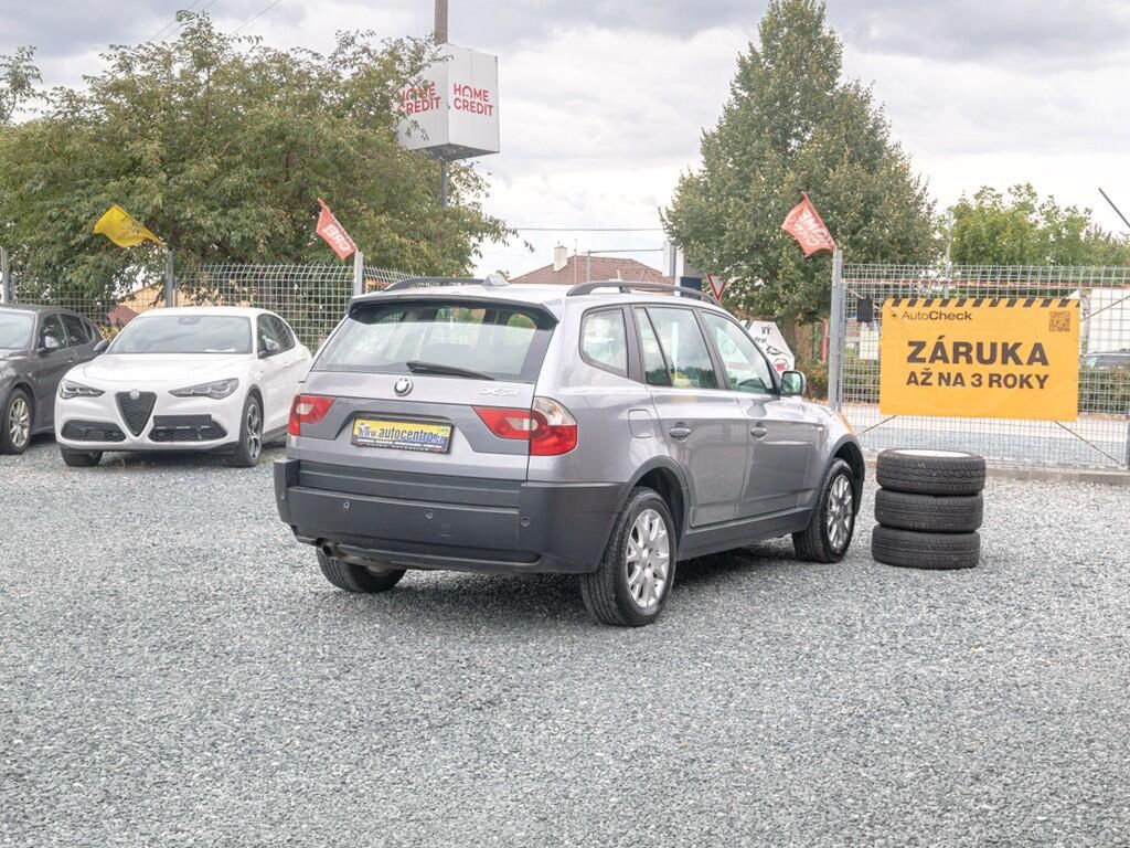 BMW X3, 2.0D 110KW – 2x Alu kola - fotka 5