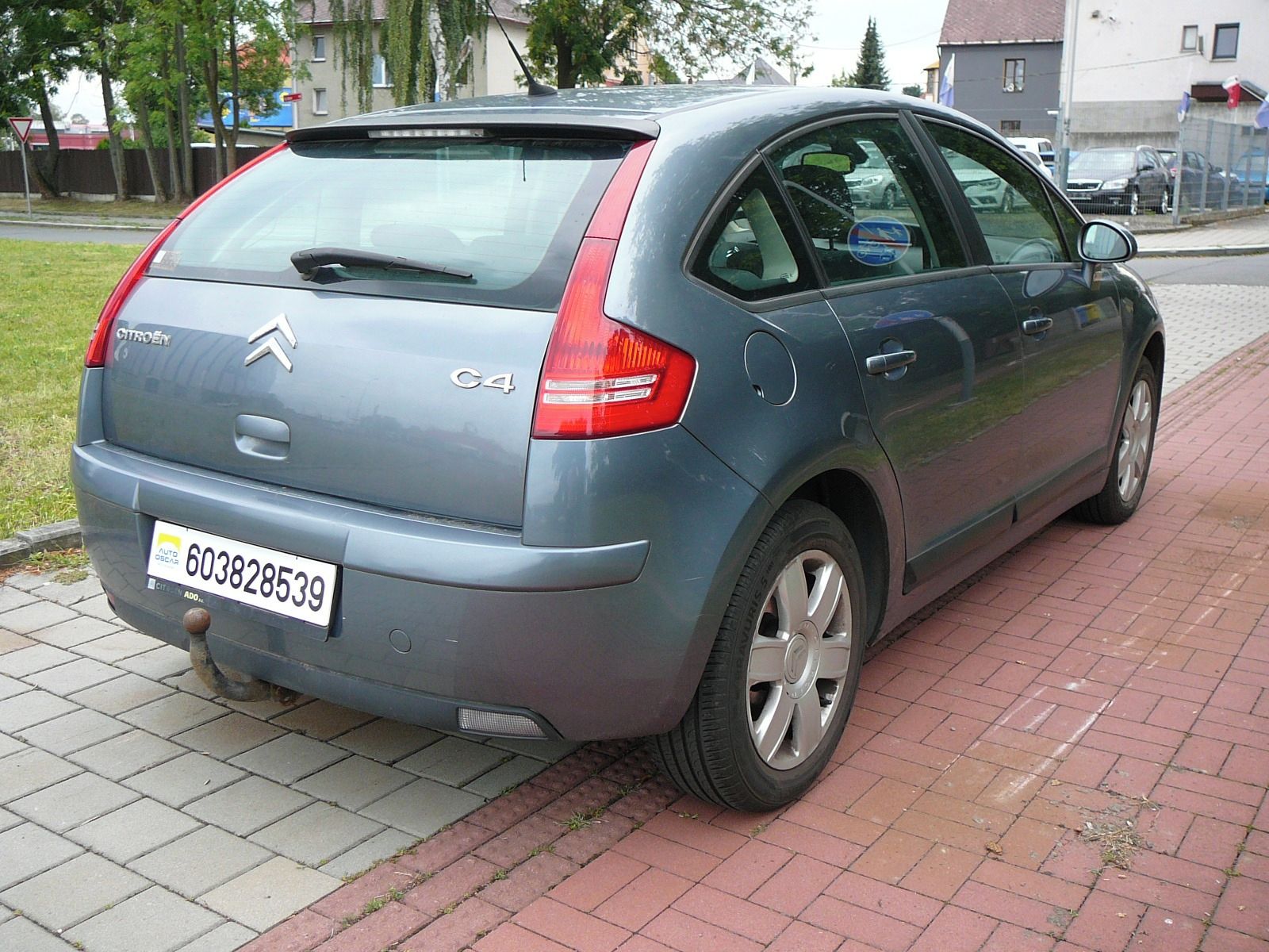 Citroën C4, 16i 80kW 1MAJ ČR - fotka 6