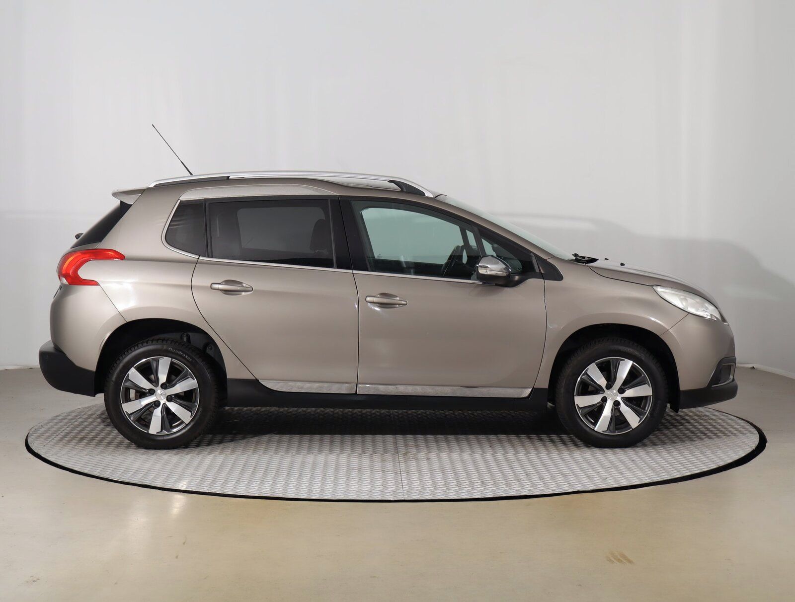 Peugeot 2008, 1.6 BlueHDi, Serv.kniha - fotka 6
