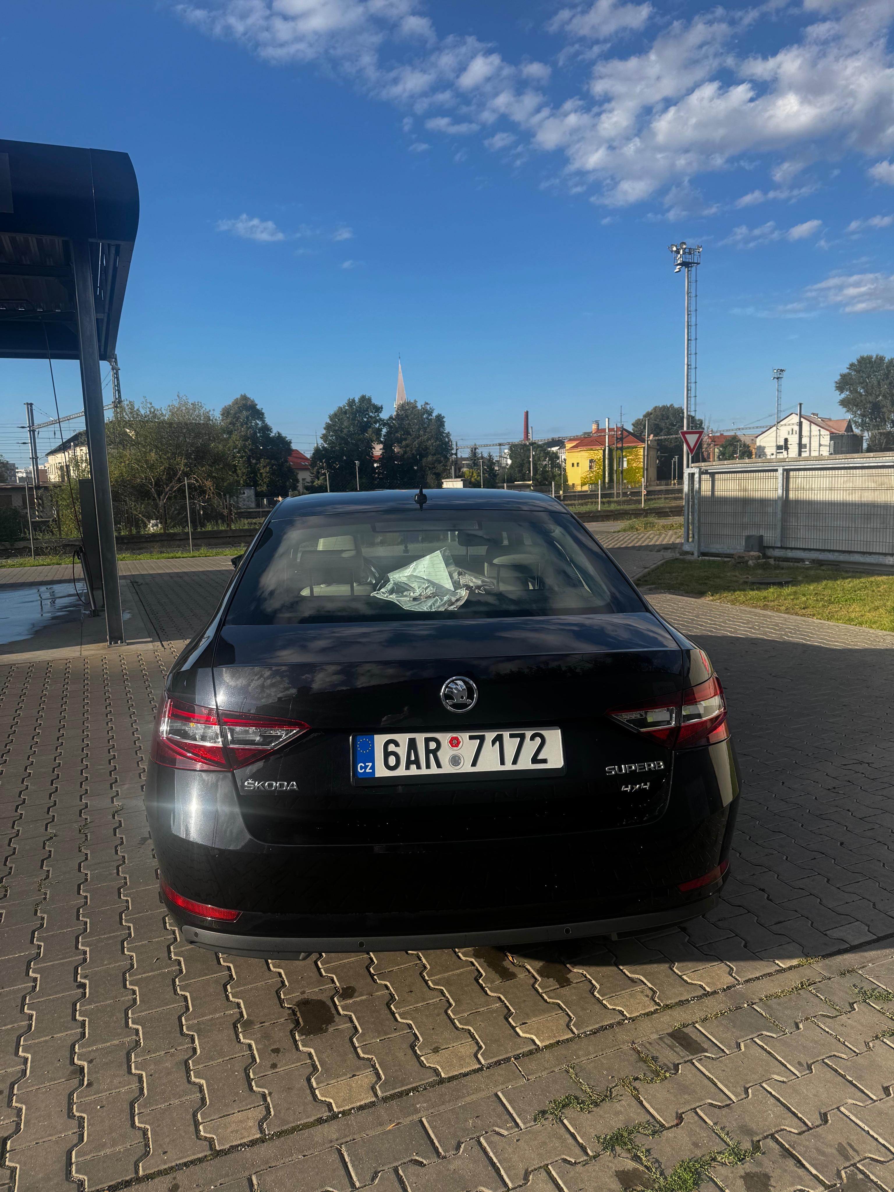 Škoda Superb, 1.968 - fotka 6
