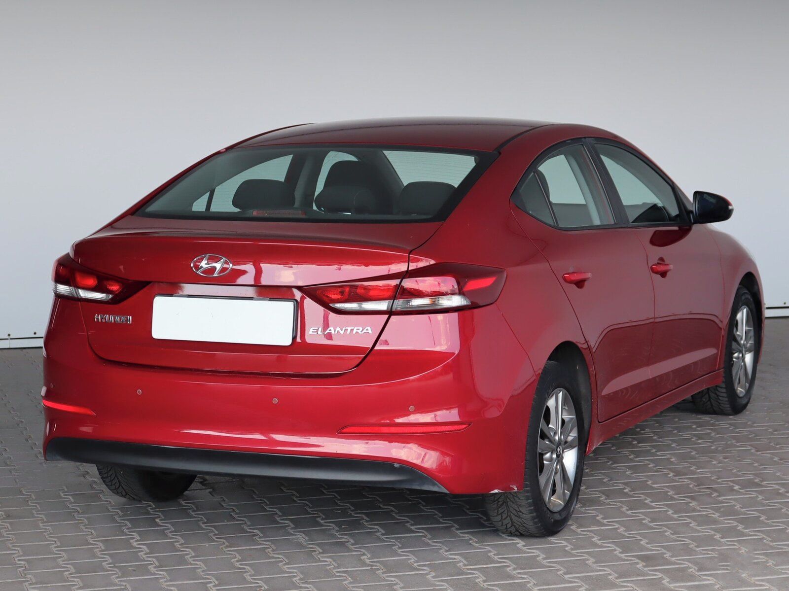 Hyundai Elantra, 1.6 CVVT, Serv.kniha - fotka 5