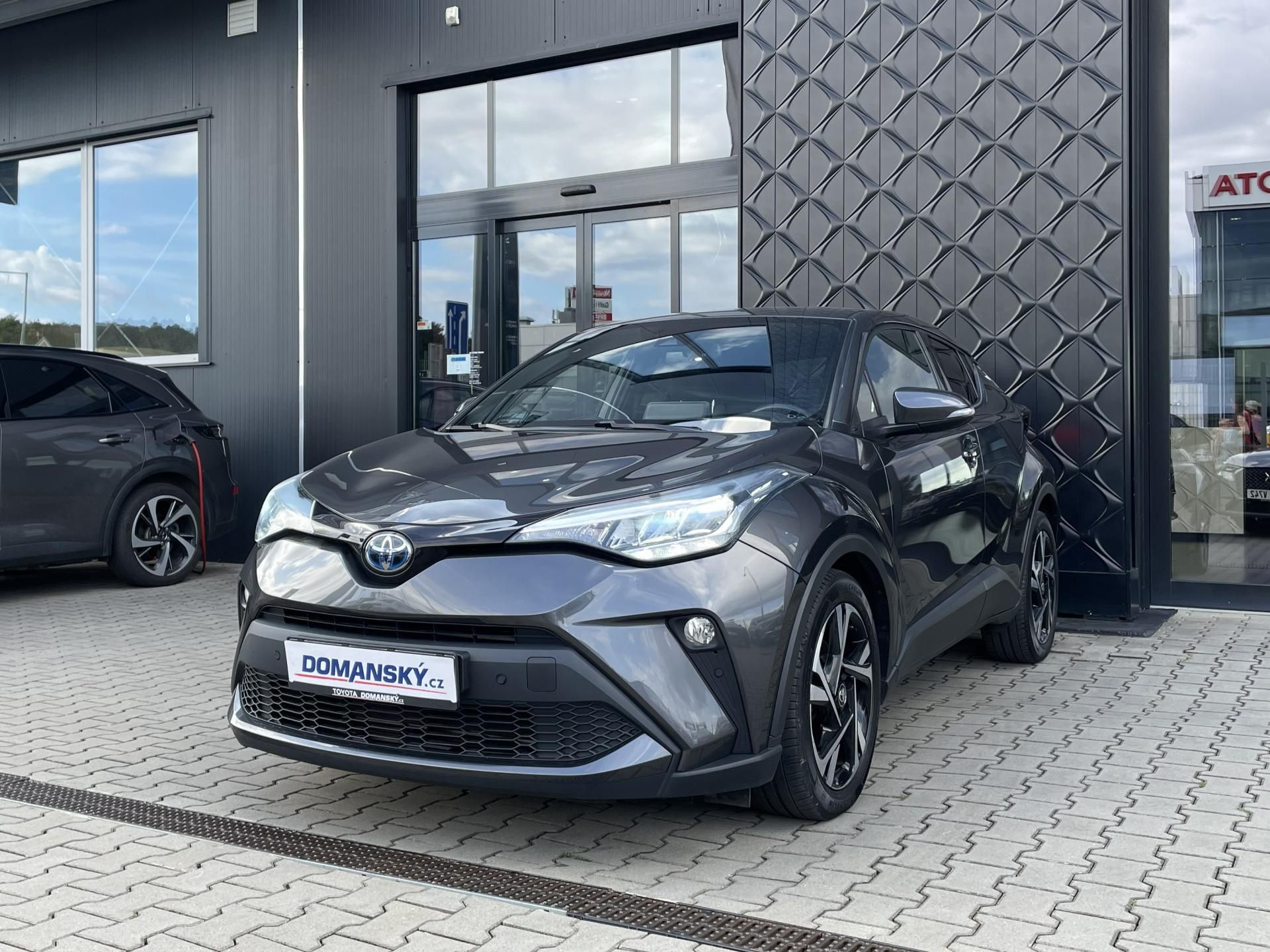 Toyota C-HR, STYLE 1.8 Hyb. 90 kW