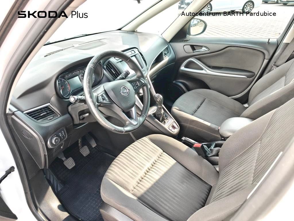 Opel Zafira, 1,6 Turbo / 100 kW / Man. - fotka 5