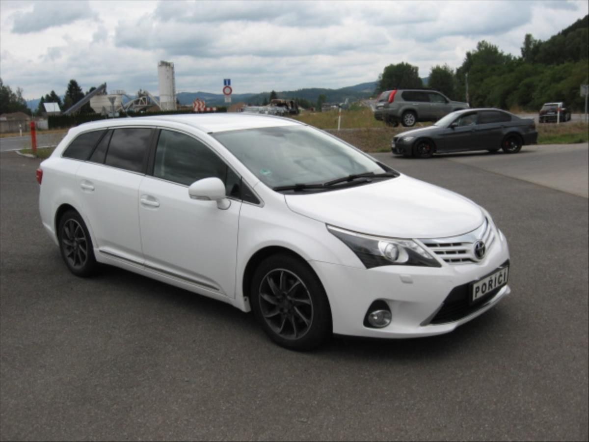 Toyota Avensis, 2,0 D-4D Gustav - fotka 4