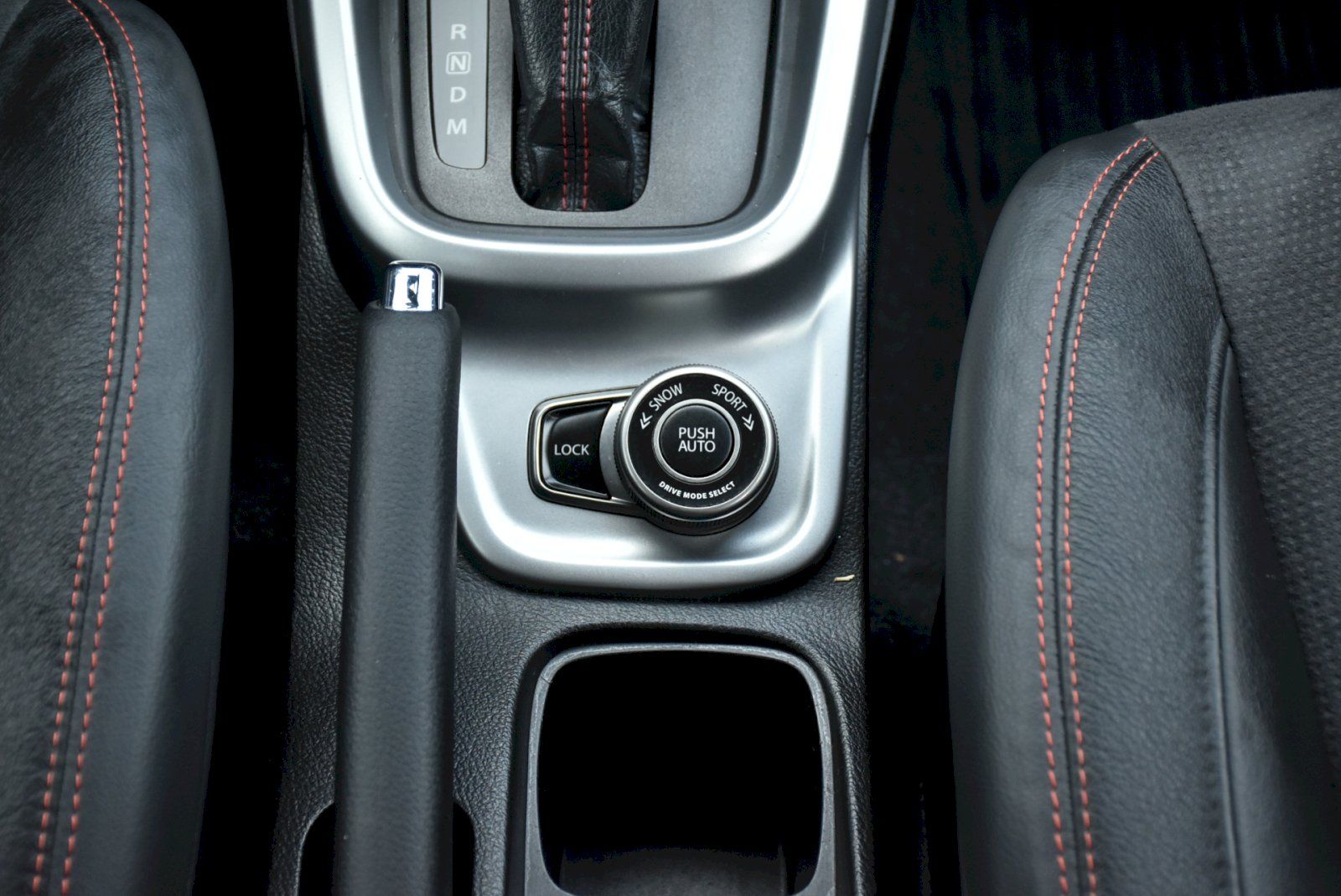 Suzuki Vitara, 1.4 BoosterJet 4x4 automat - fotka 6