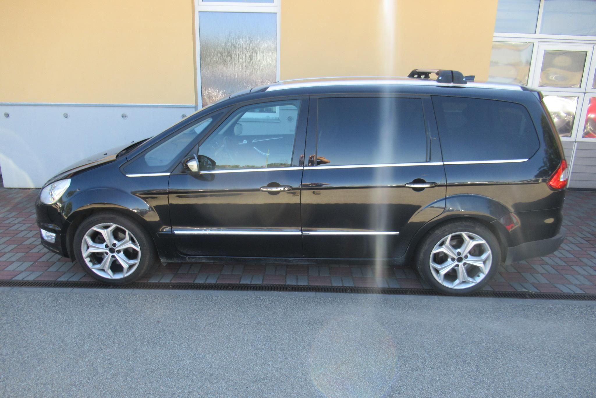 Ford Galaxy, 2.2 TDCi AUT. KLIMA TAŽNÉ - fotka 6