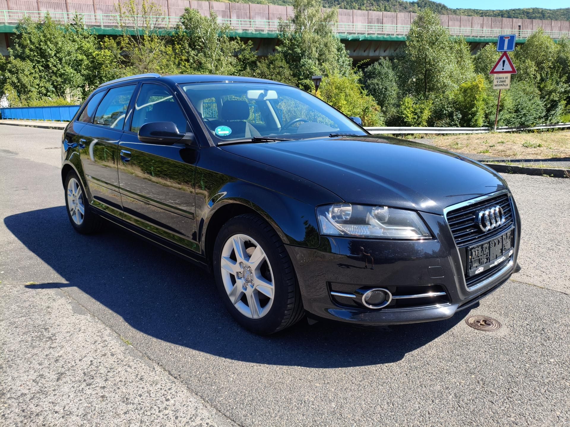 Audi A3, 1,2 TFSI 77Kw Ambition - fotka 4