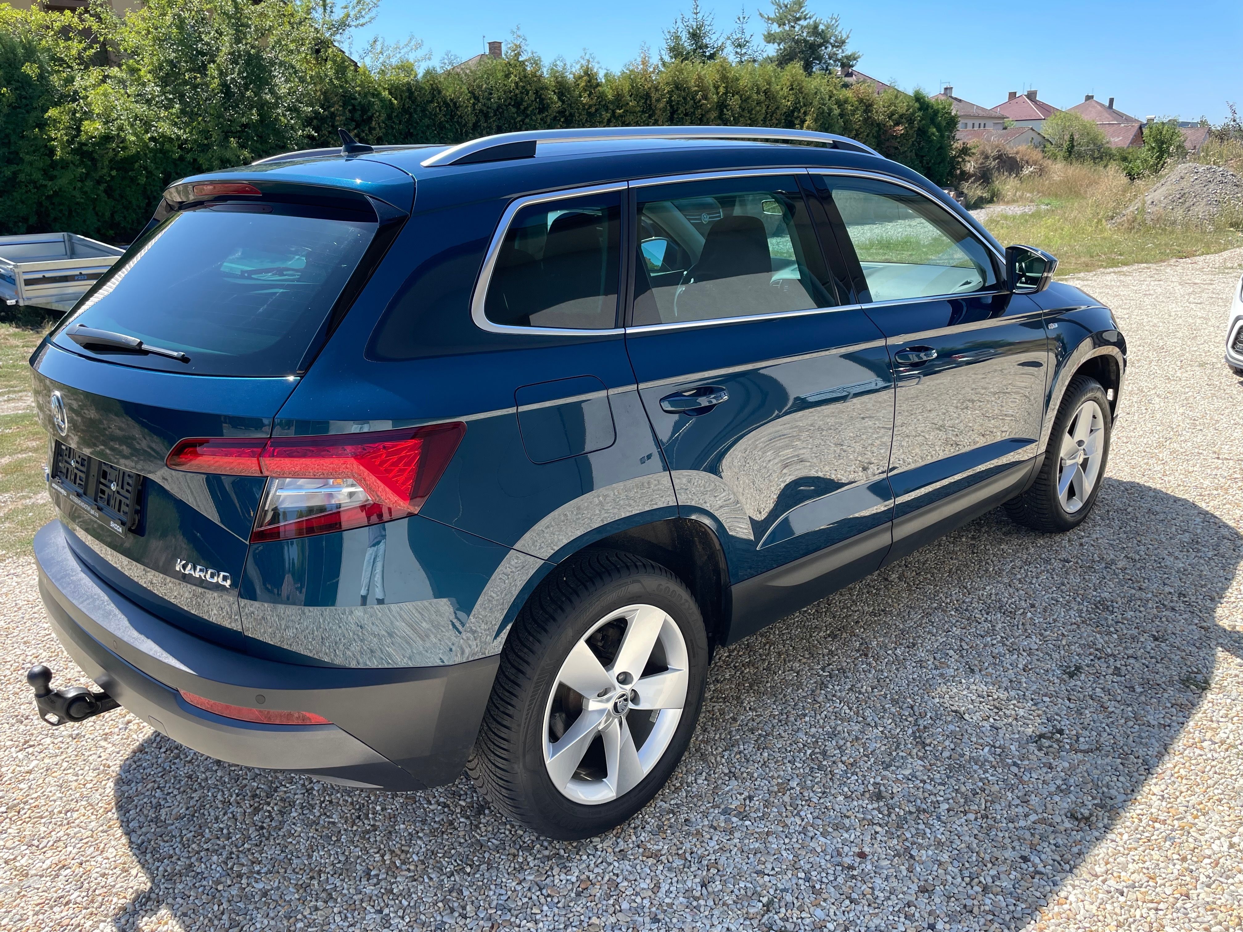 Škoda Karoq, 1,5 150PS SOLEIL TOP STAV - fotka 6