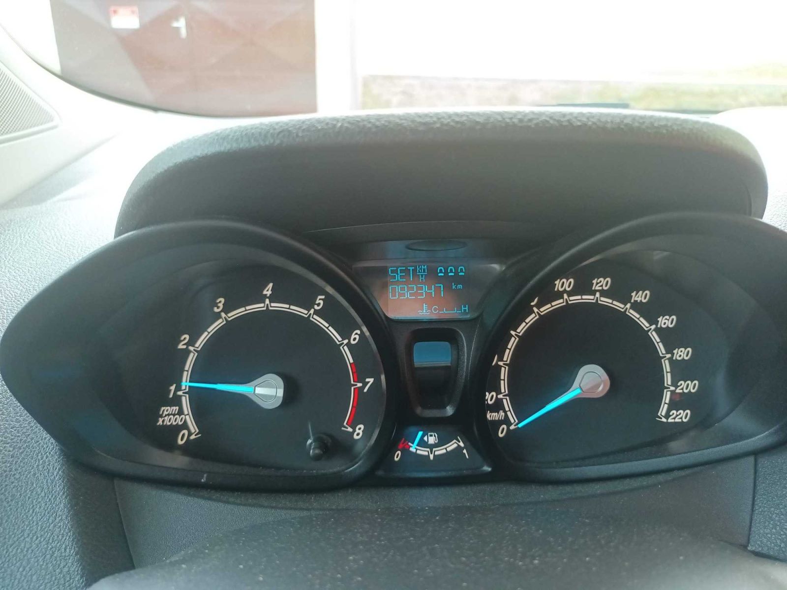 Ford Tourneo Courier, 1.0 EcoBoost, 5Míst, Klima, ČR - fotka 3