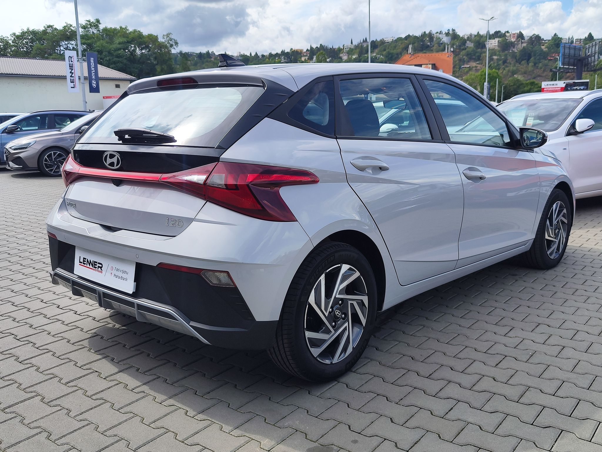 Hyundai i20, 1.2i/58kW Wave - fotka 5