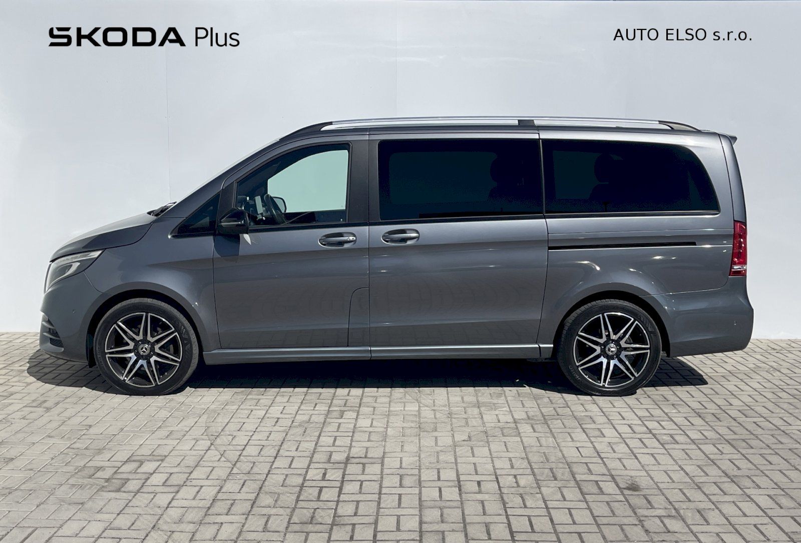 Mercedes-Benz Třídy V, 300d / 176 kW 4Matic Long Avan - fotka 3