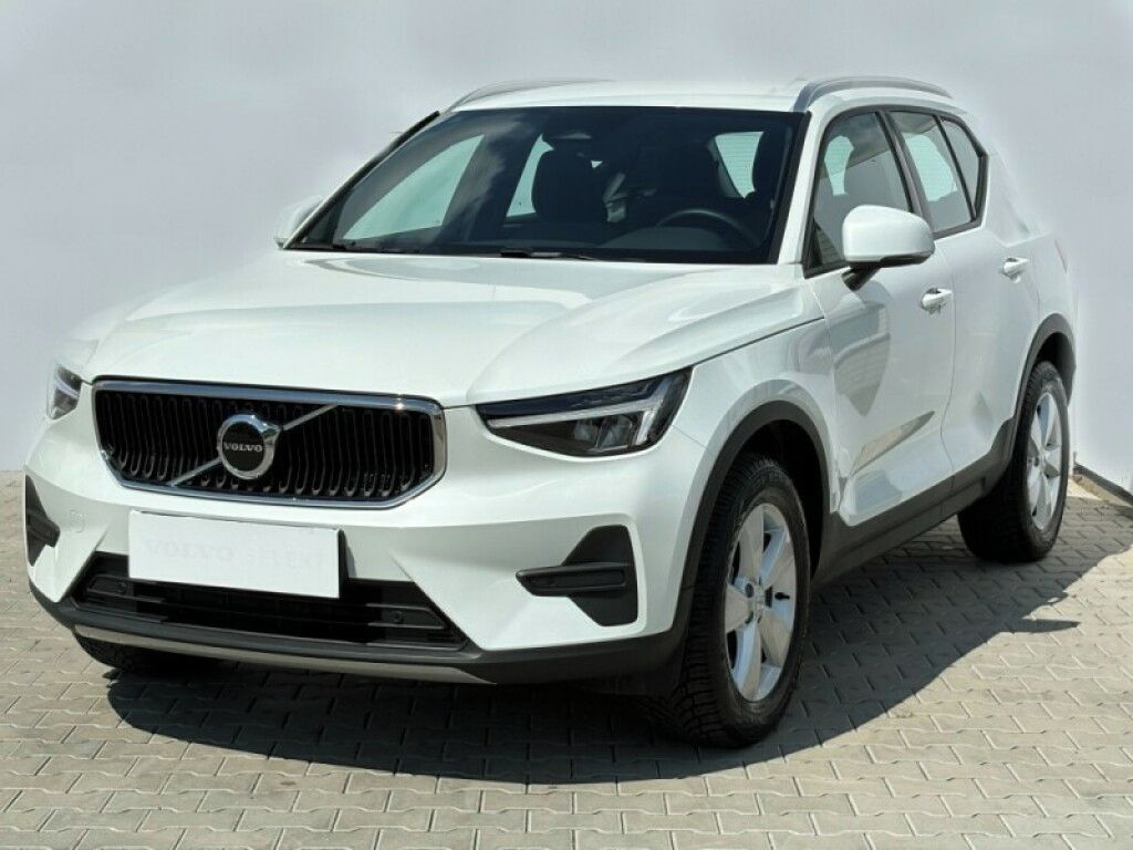 Volvo XC40, CORE B3 120