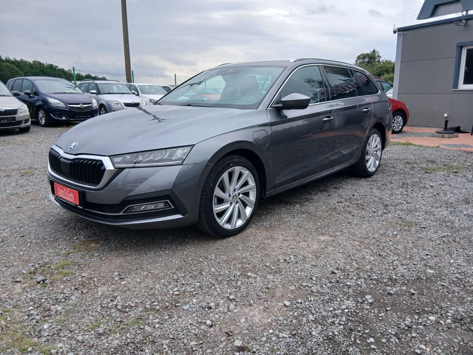 Škoda Octavia, 4, iV, Plug in Hybrid, ALU 18 - fotka 4