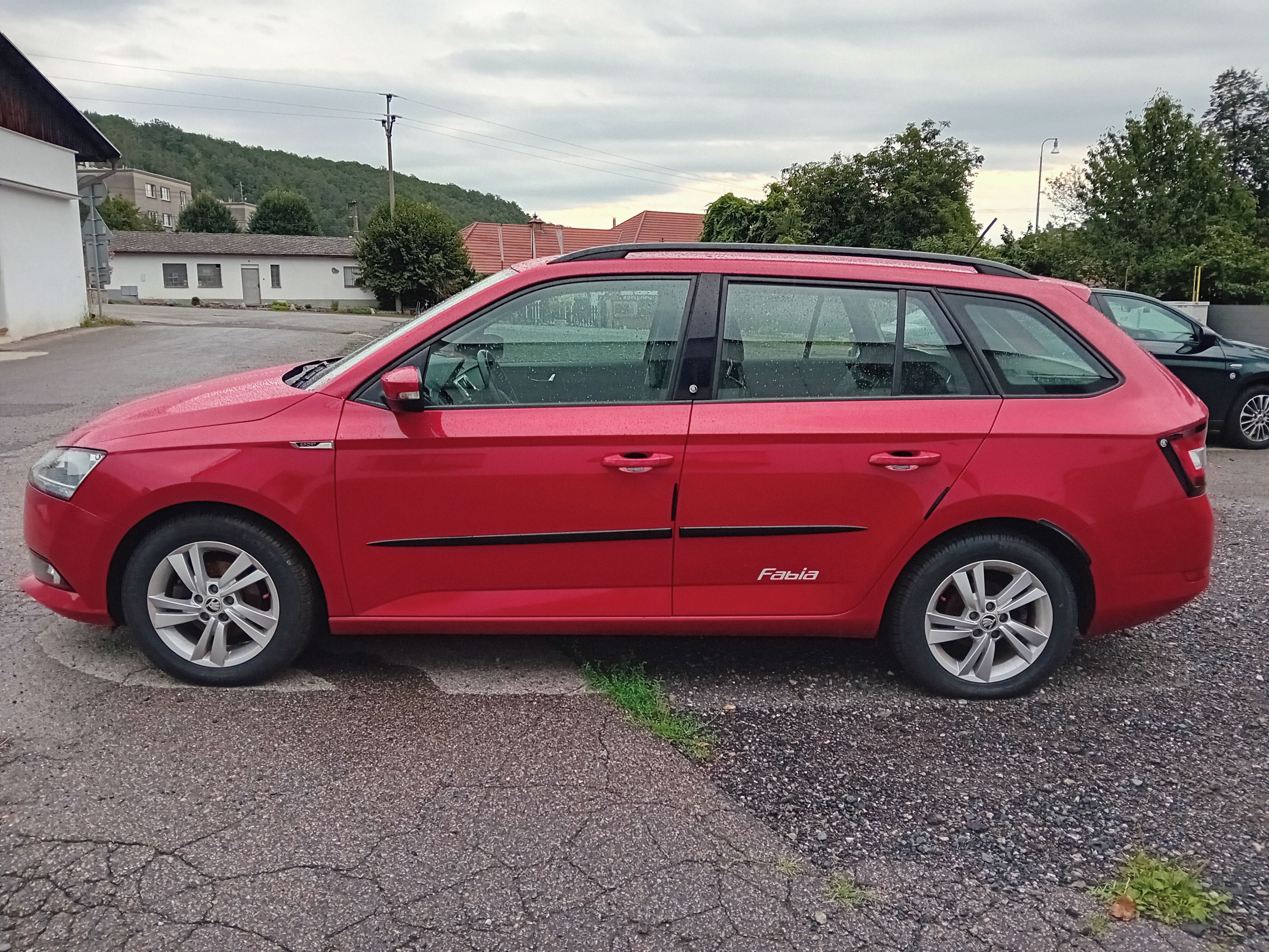 Škoda Fabia, III 1.0 TSI KOMBI ČR - fotka 5