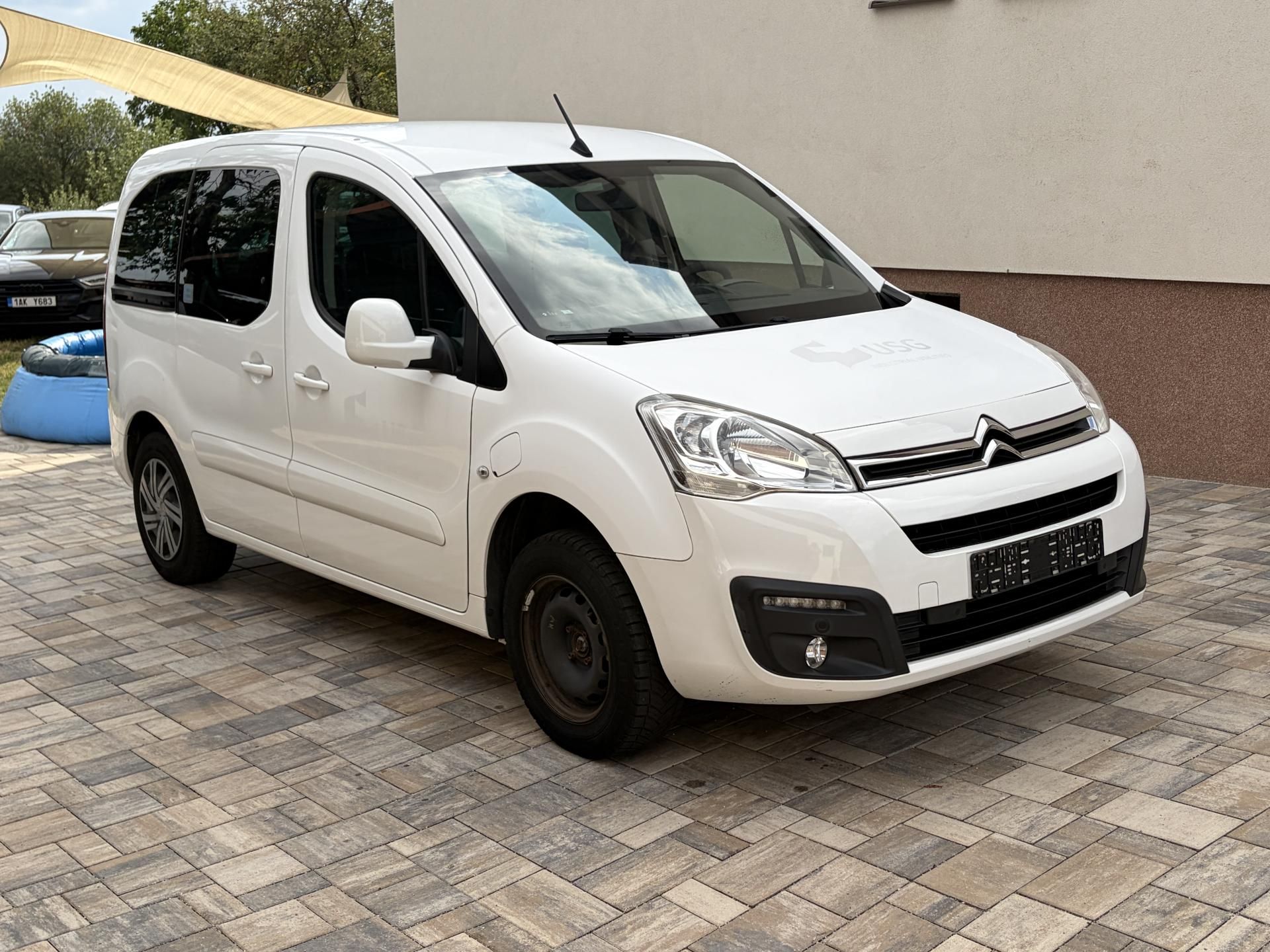 Citroën Berlingo, Electric, park. kamera - fotka 4