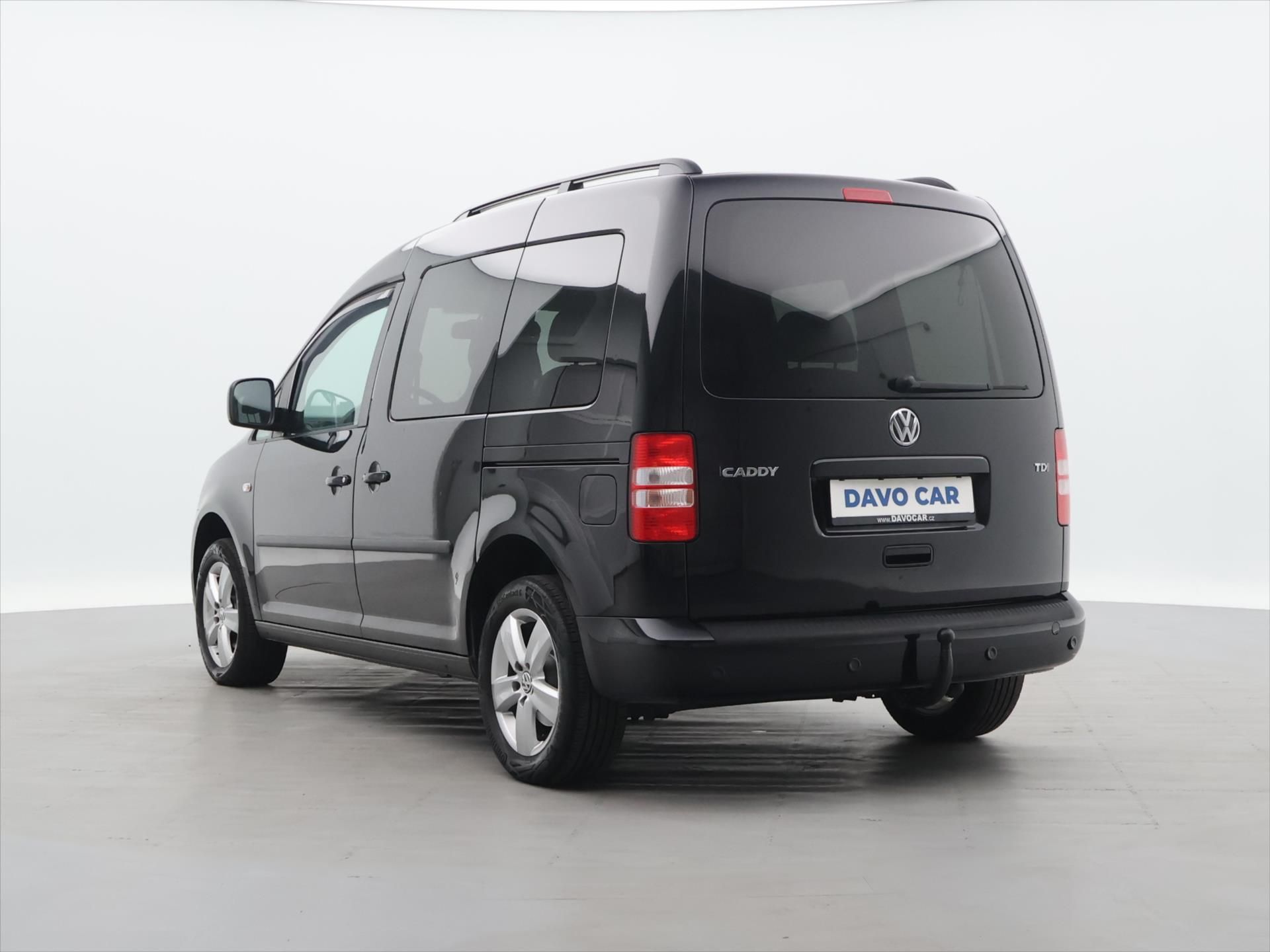Volkswagen Caddy, 1,6 TDI 75kW DSG Tažné Serv.Kn - fotka 5