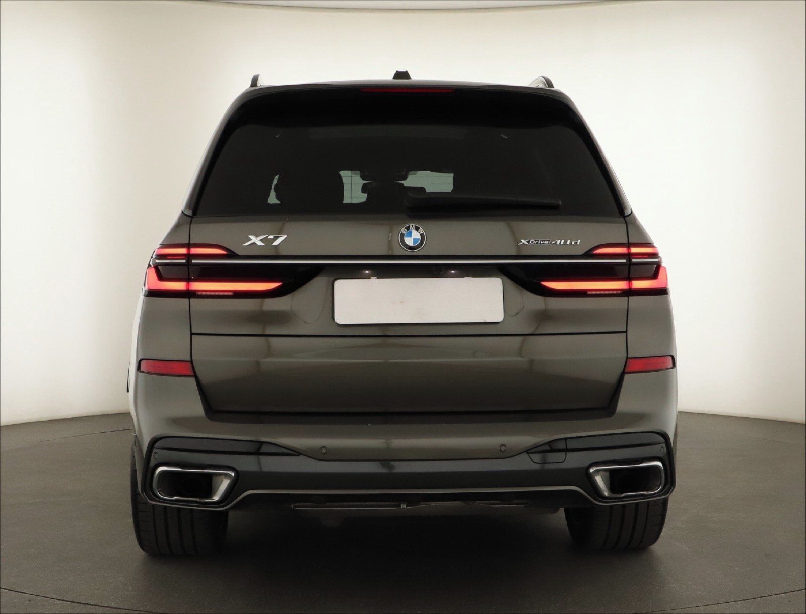 BMW X7, xDrive40d, Navigace - fotka 4