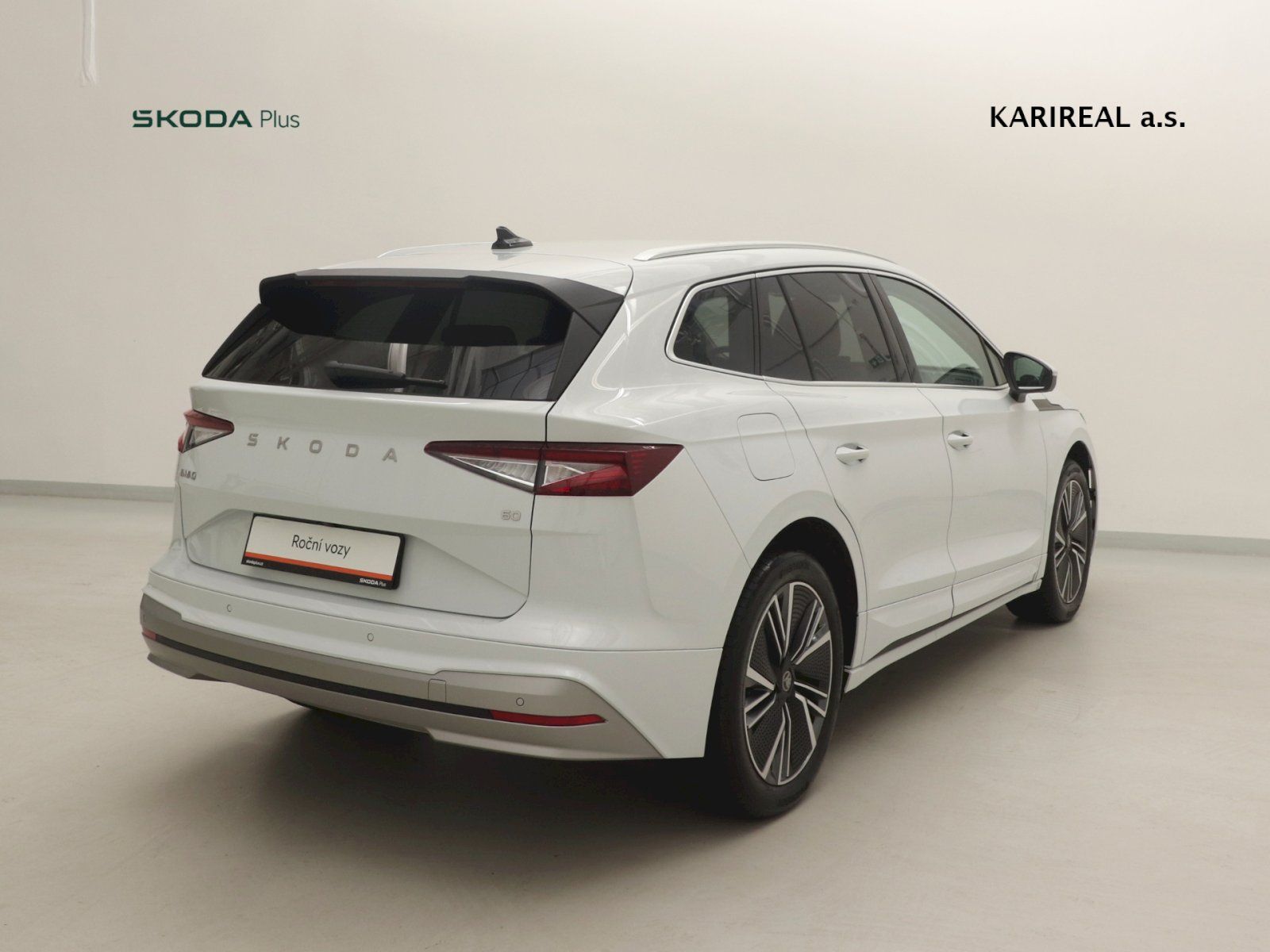 Škoda Enyaq iV, 60, 63kWh 150kW Selection - fotka 2