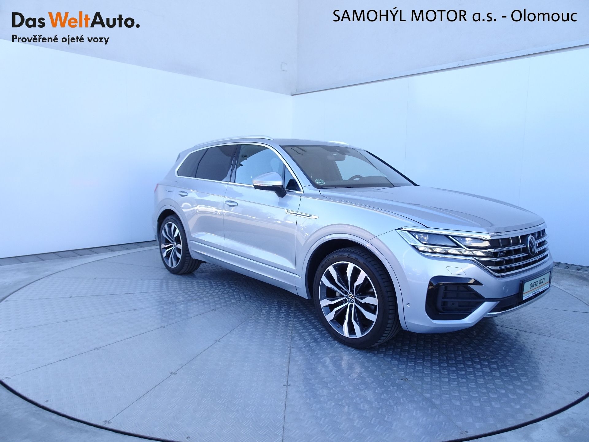 Volkswagen Touareg, 3.0TDI Tiptronic R-line - fotka 6