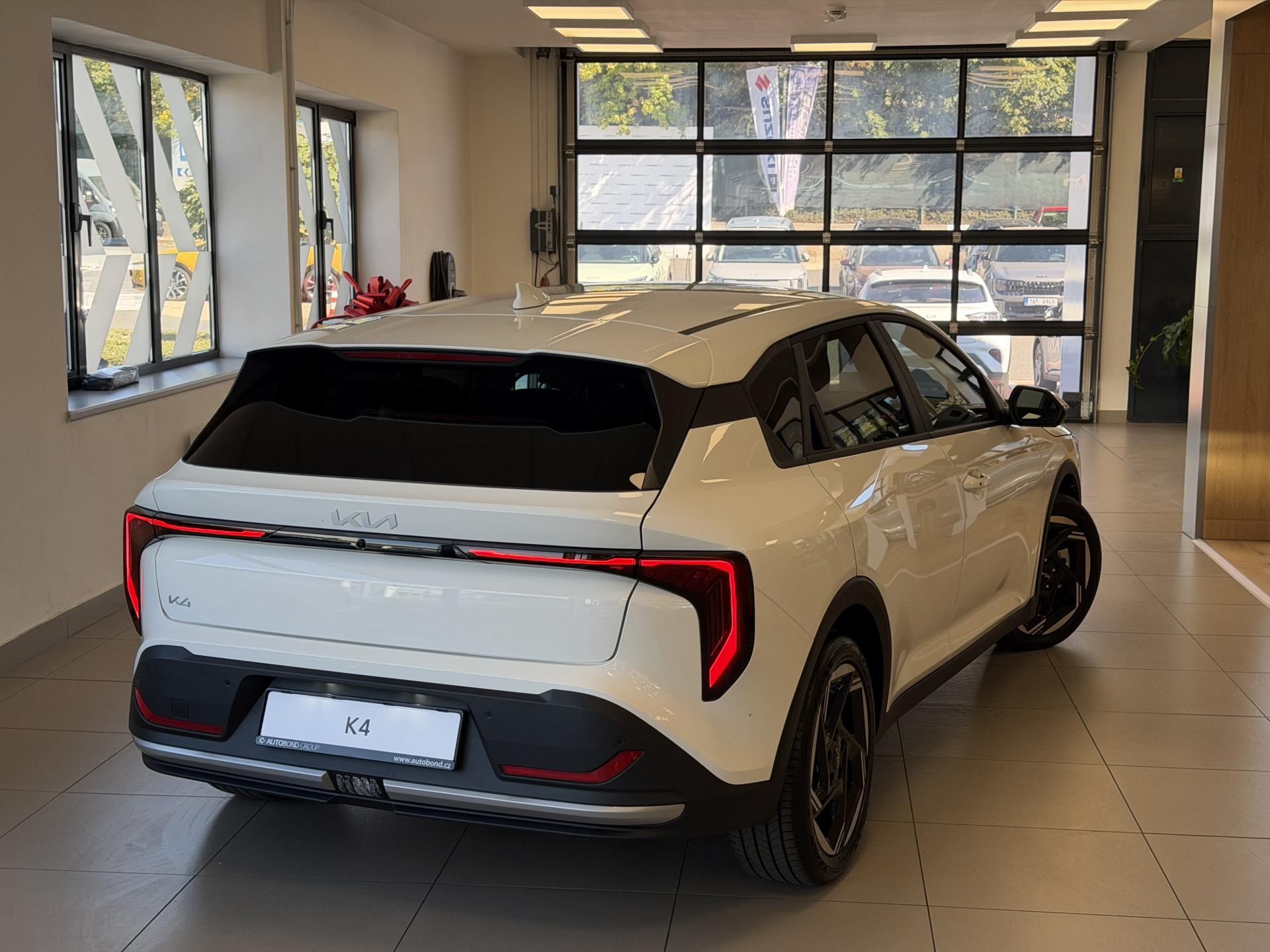 Kia K4, 1,0 T-GDi GPF MHEV 7DCT EXCLUS - fotka 2