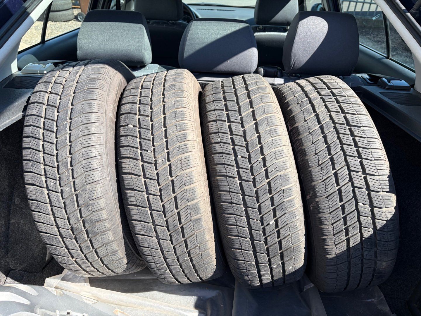Škoda Octavia, 1,9 TDi Tour KLIMA,SERVISKA,ČR - fotka 6