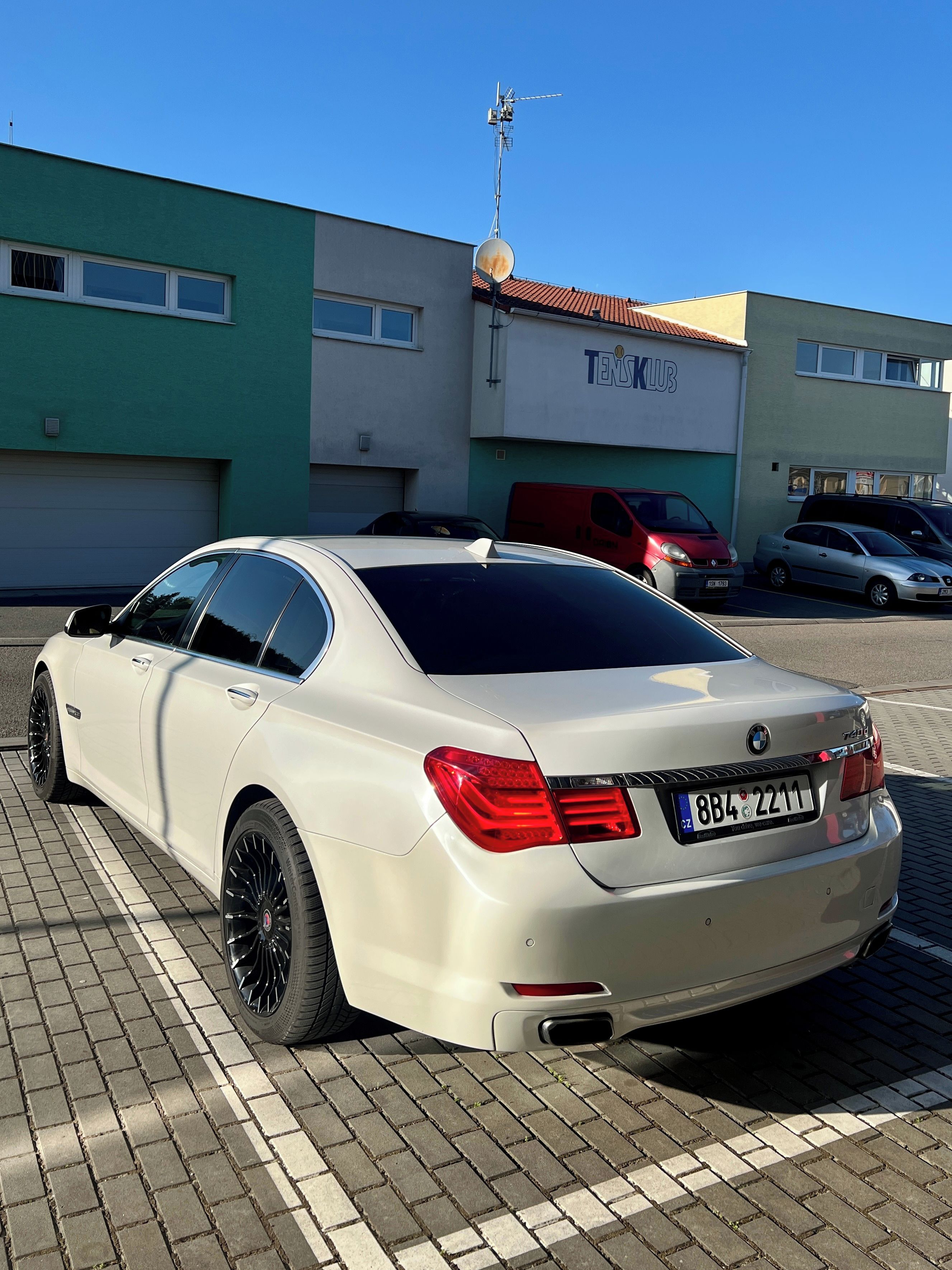 BMW Řada 7, BMW 740D XDrive - fotka 3