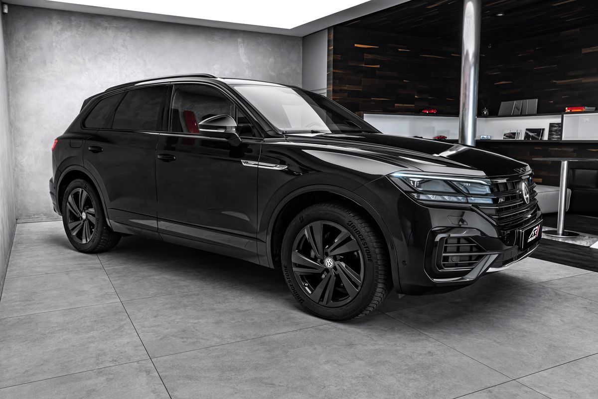 Volkswagen Touareg, 210kW Rline Vzduch Masáže HuD - fotka 4