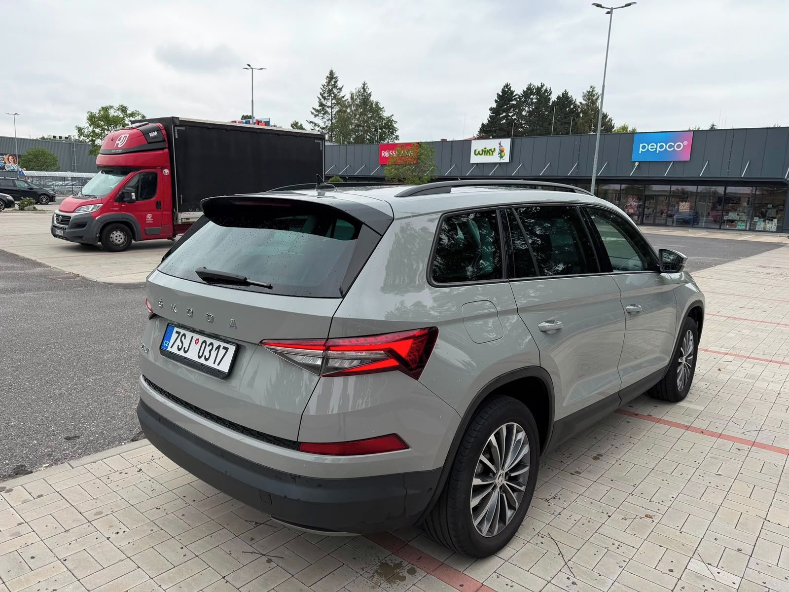 Škoda Kodiaq, Skoda Kodiaq, 2.0TDI, 110KW - fotka 4