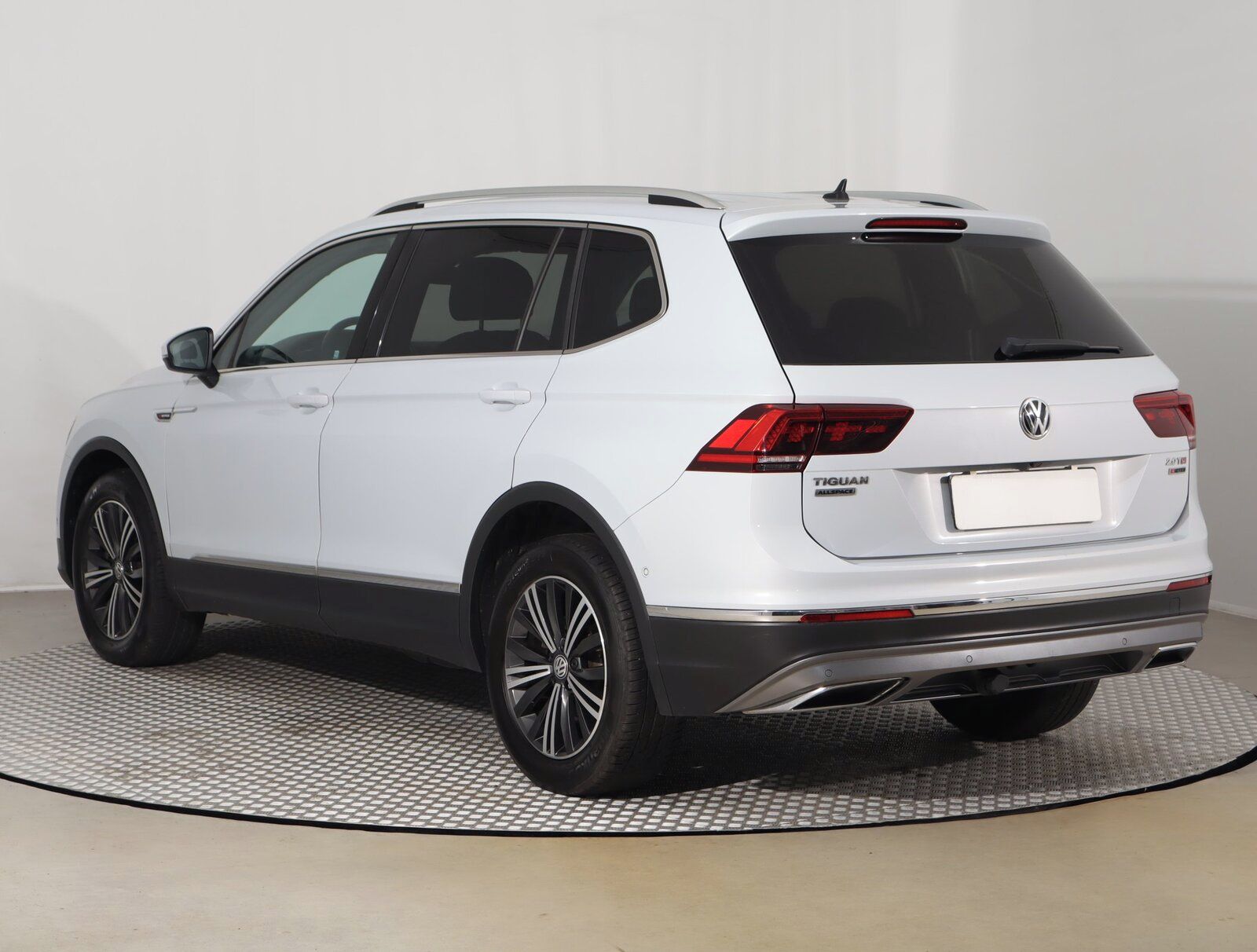 Volkswagen Tiguan Allspace, 2.0 TDI, 4X4, Automat - fotka 4