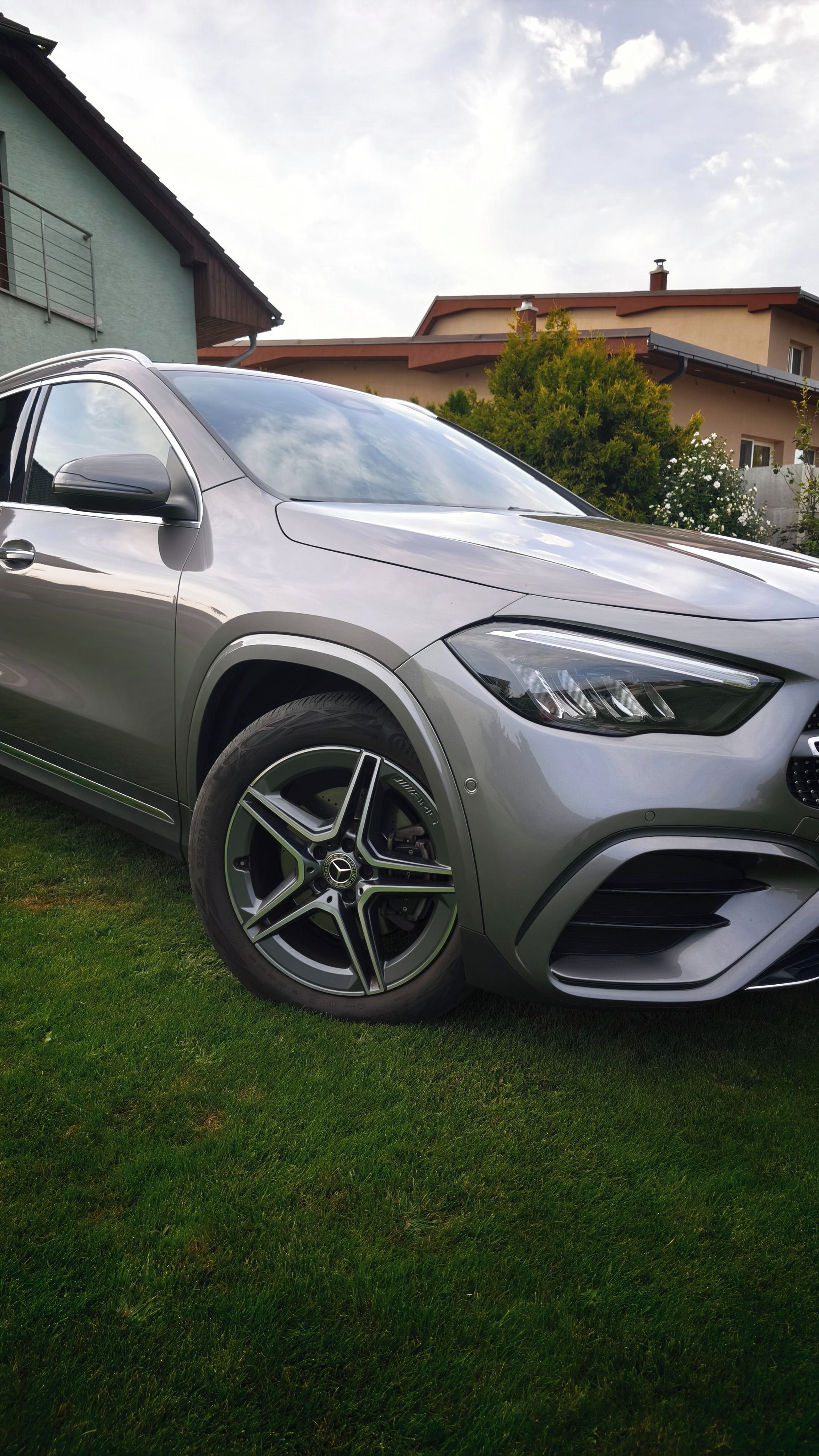 Mercedes-Benz GLA, GLA 200d 4MATIC - AMG - fotka 6