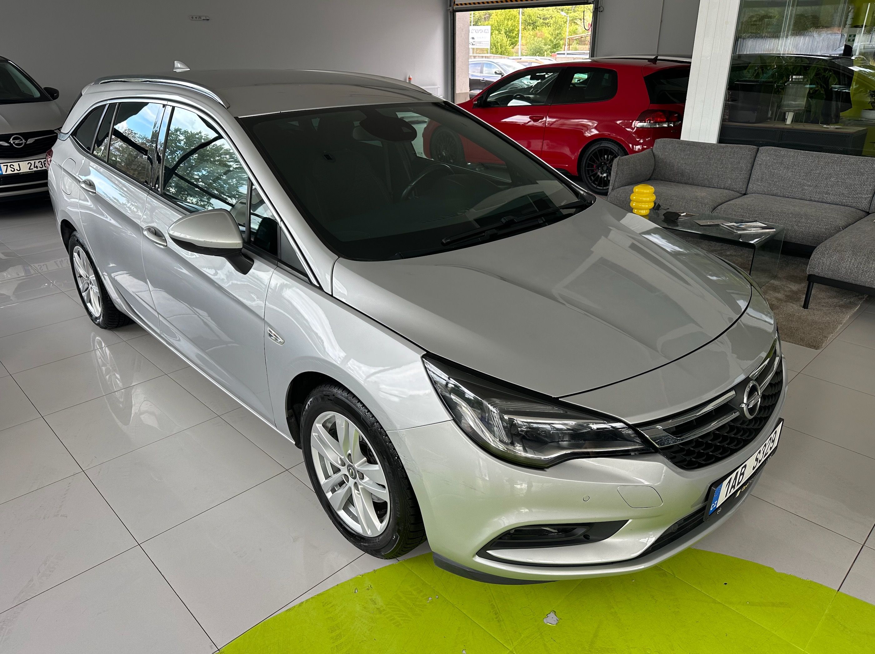 Opel Astra, SportsTourer NOVÉ ROZVODY
