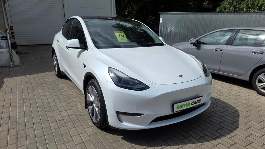 Tesla Model Y, Long Range AWD SoH 93,3% - fotka 4