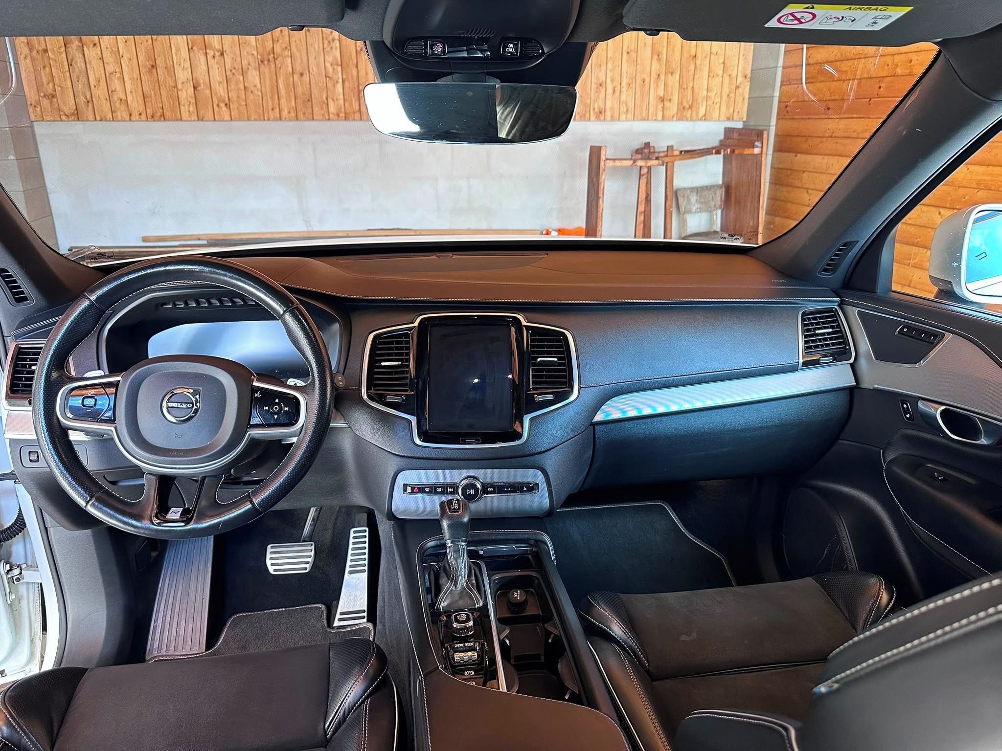 Volvo XC90, Volvo XC90 D5 AWD R-Design+ - fotka 4