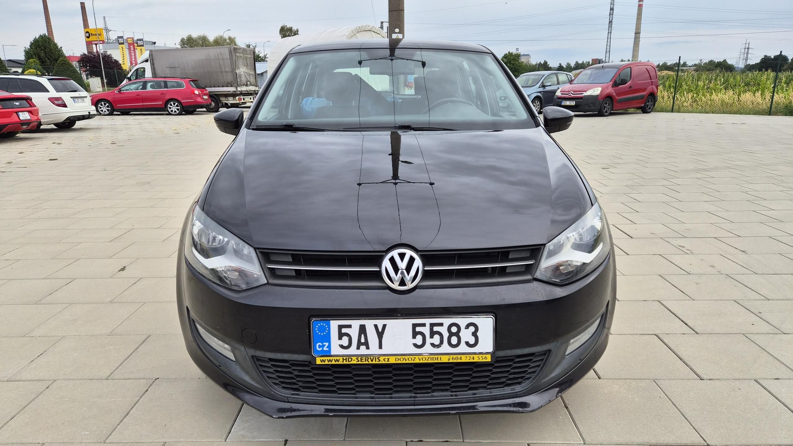 Volkswagen Polo, 1.6 TDi PO VELKÉM SERVISU - fotka 2