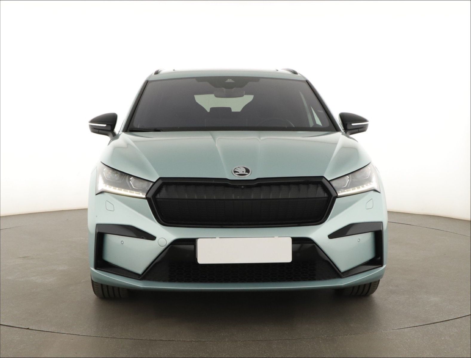 Škoda Enyaq iV, iV 80 (82 kWh), SoH 80% - fotka 2