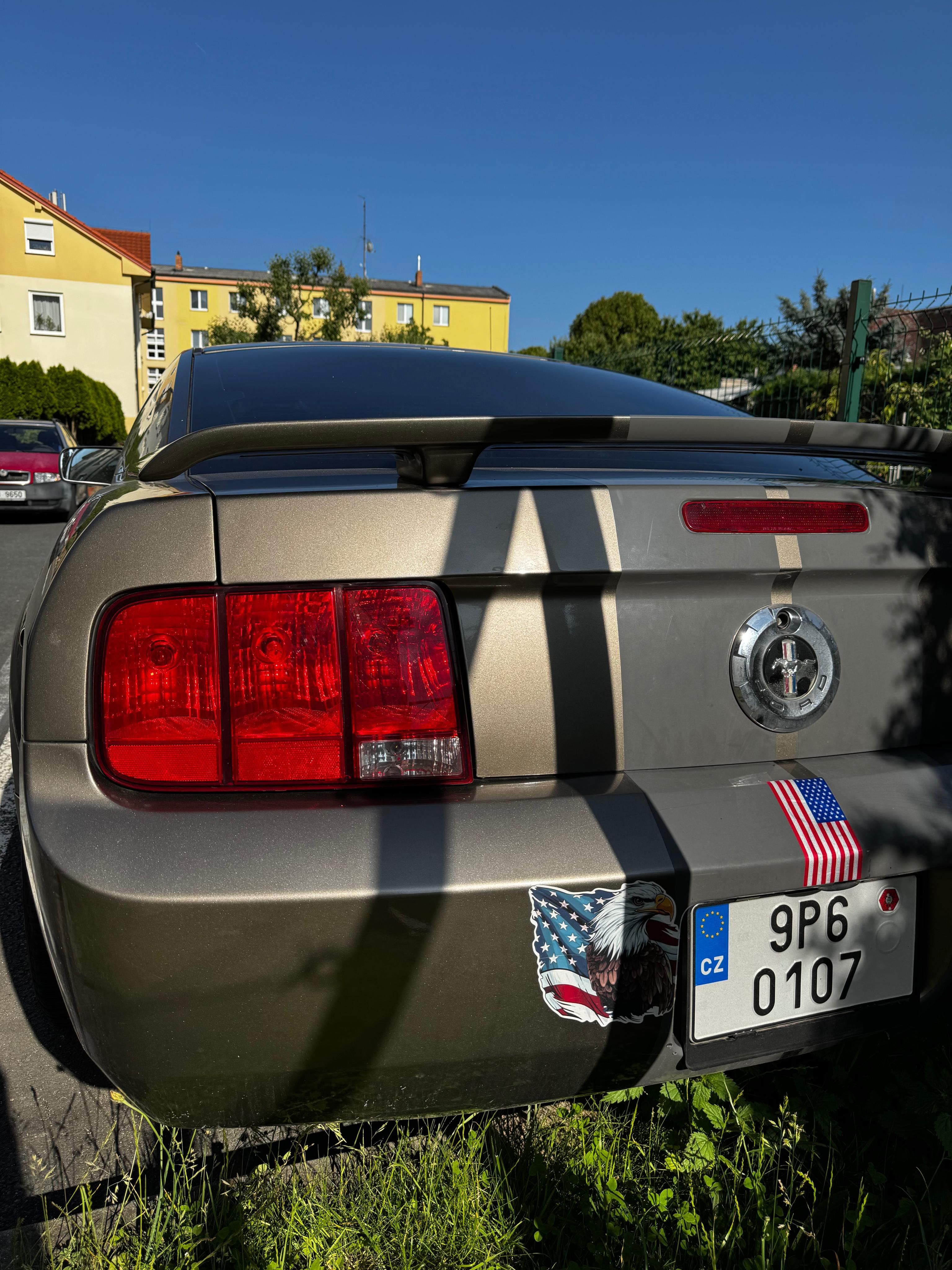 Ford Mustang, Ford Mustang 4.0 V6 - fotka 6
