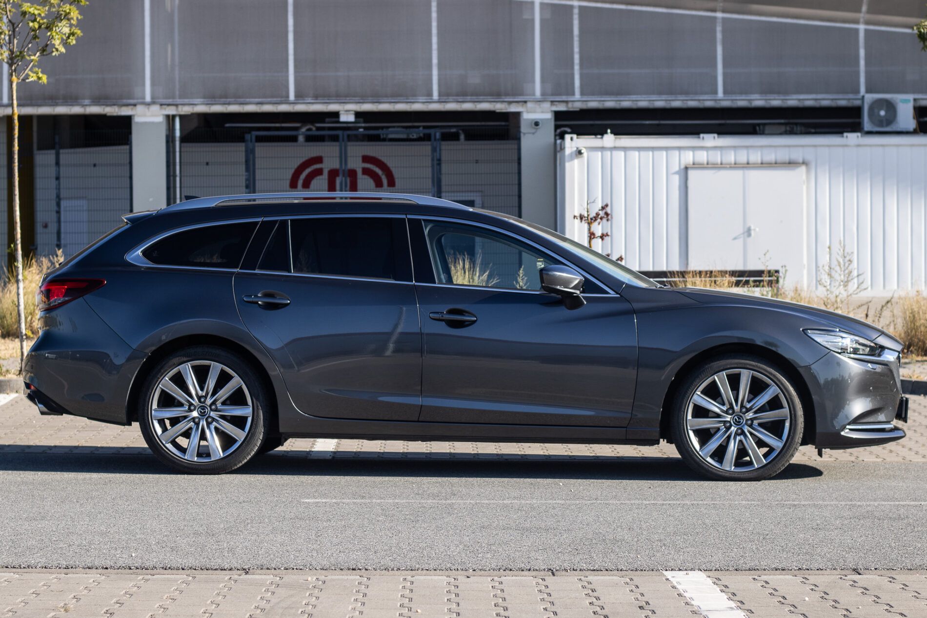 Mazda, 6 Wagon - fotka 4