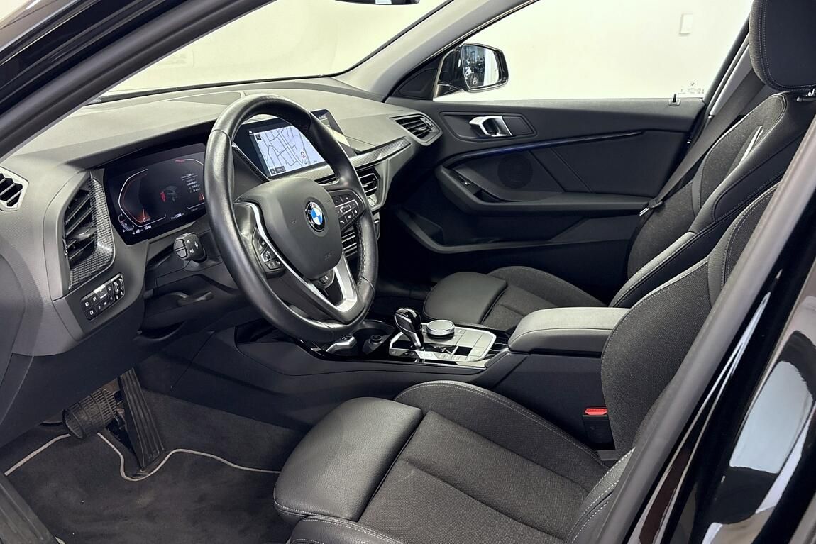 BMW Řada 1, 118i - fotka 6