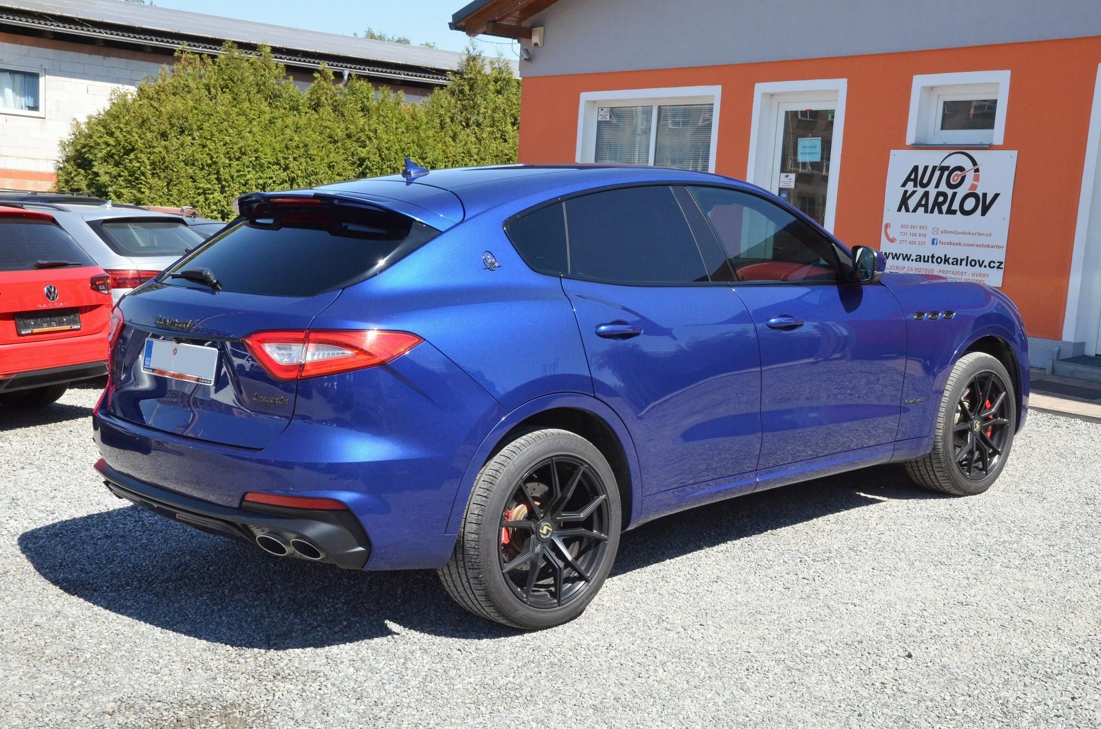 Maserati Levante, S 316kW SQ4 GranSport 106tkm - fotka 4