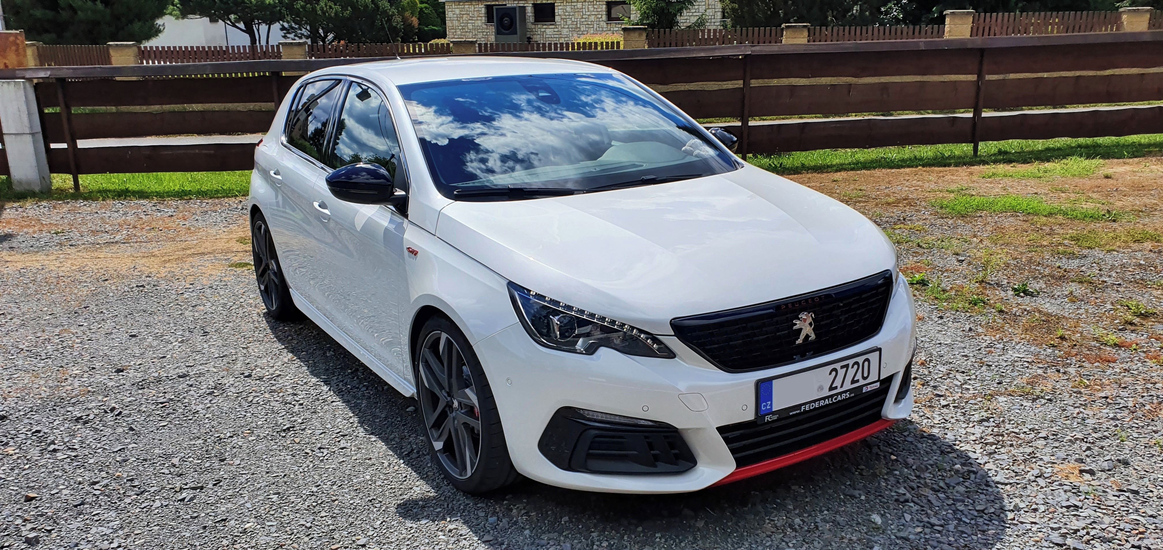 Peugeot 308, GTI 193 kW 1.MAJITEL, ČR původ - fotka 2