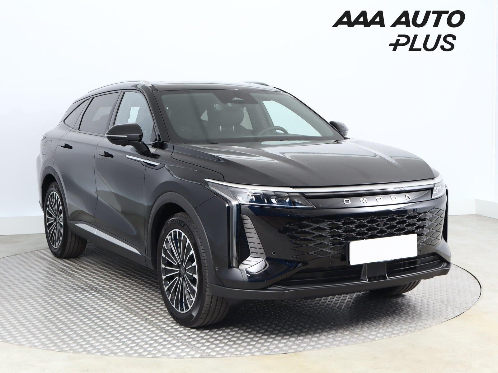Omoda 9, SHS 1.5 PHEV