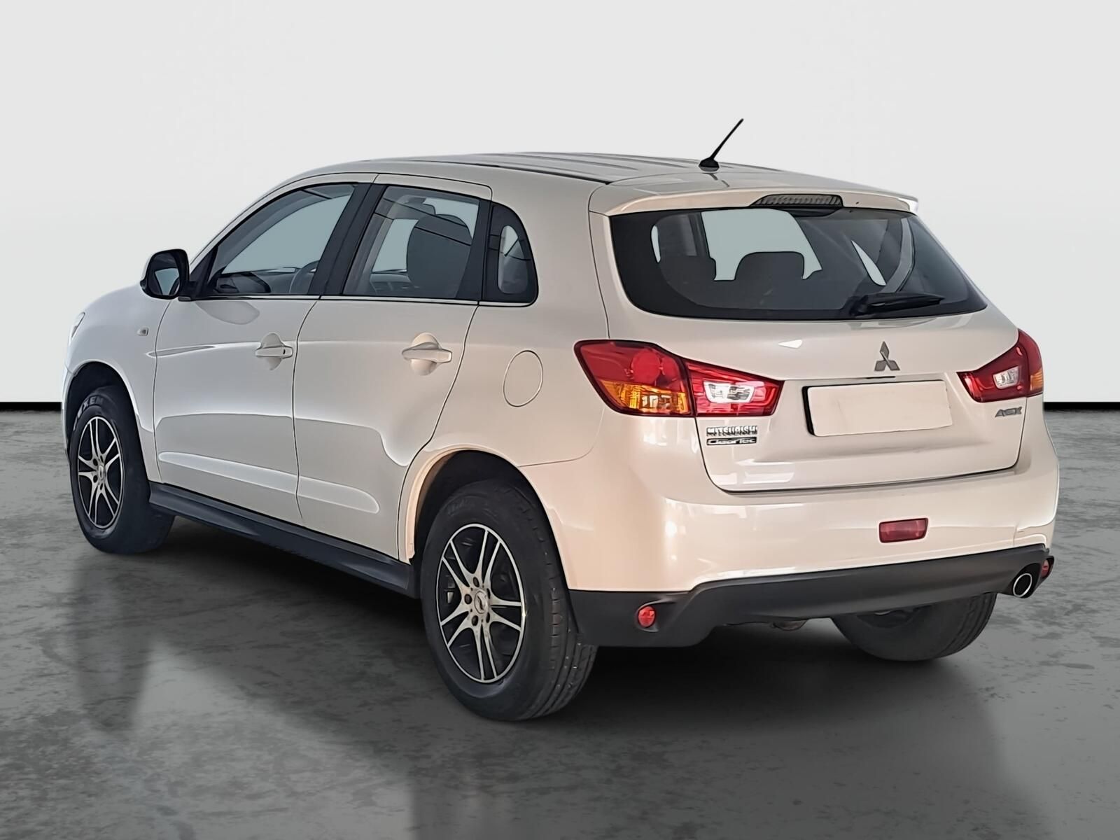 Mitsubishi ASX, 1.6 MIVEC, Invite, ČR,1.maj - fotka 4