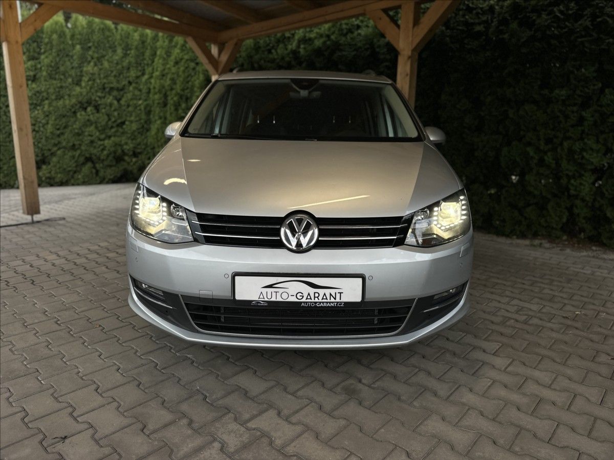 Volkswagen Sharan, 2,0 TDI 135kW DSG HIGHL 7MÍST - fotka 5