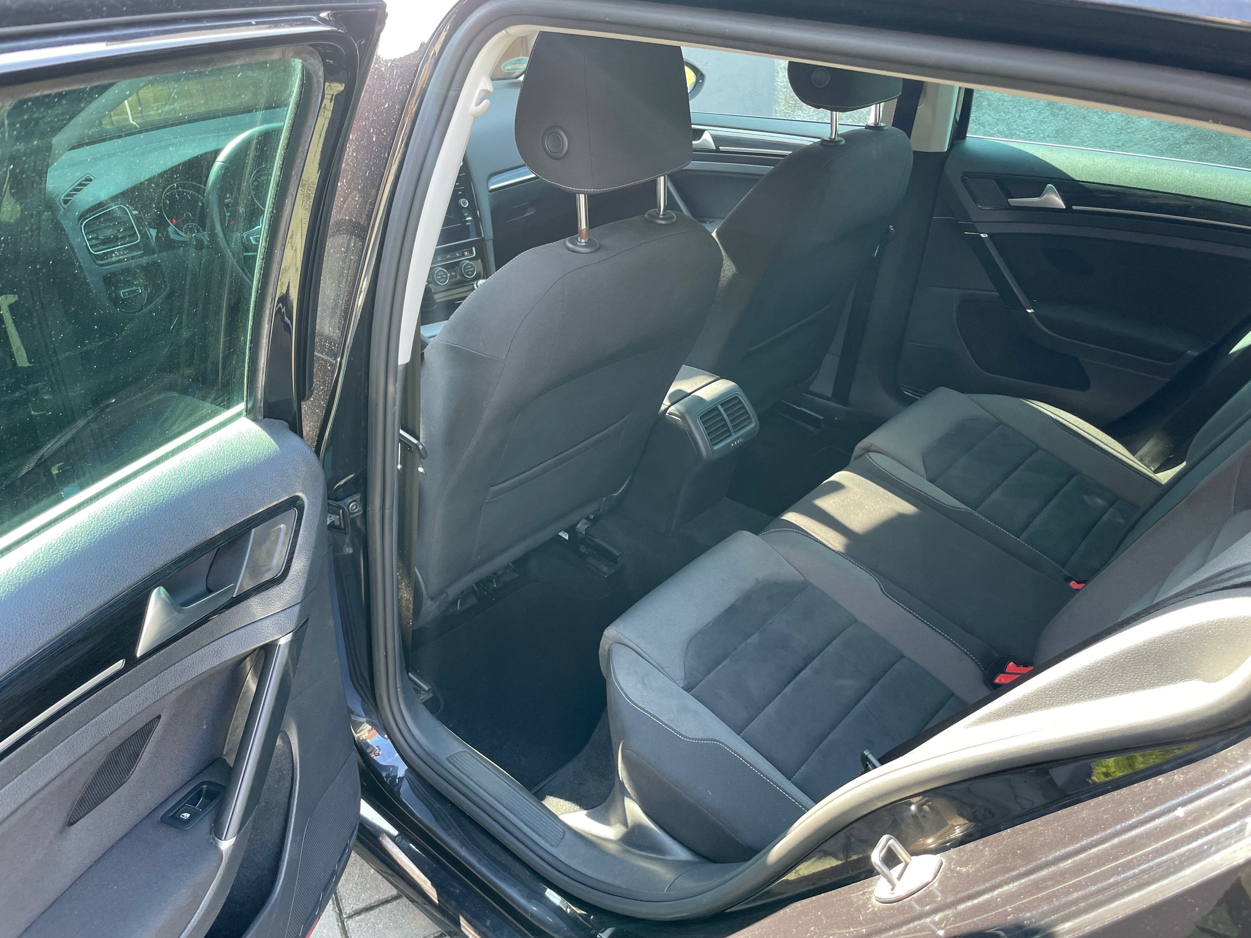 Volkswagen Golf, VII 1.4 TSI 92kw Highline TOP - fotka 6
